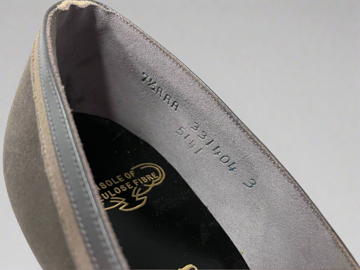 DeLiso Debs Mid Century Suede Pumps