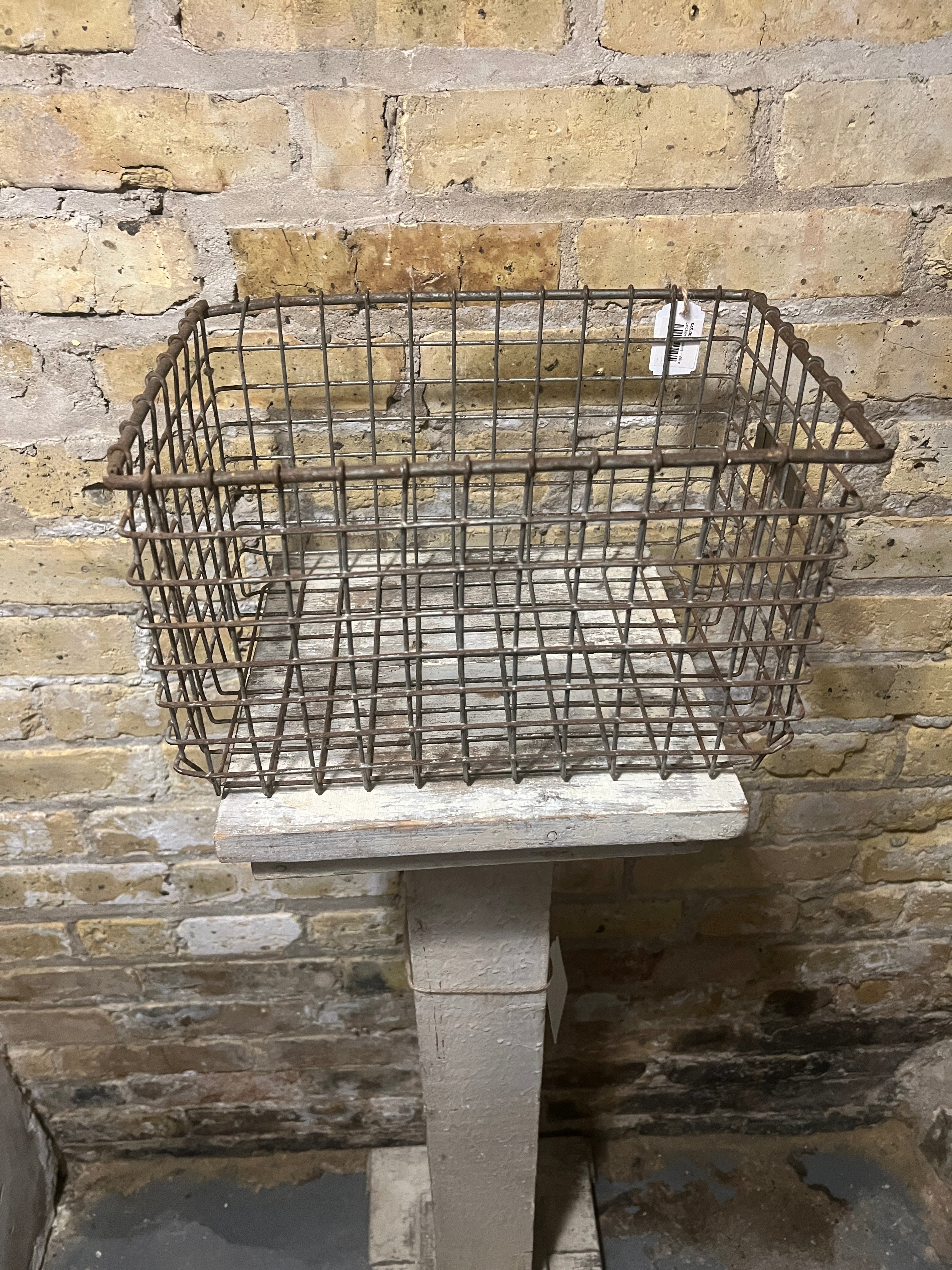 Locker Basket - Wire