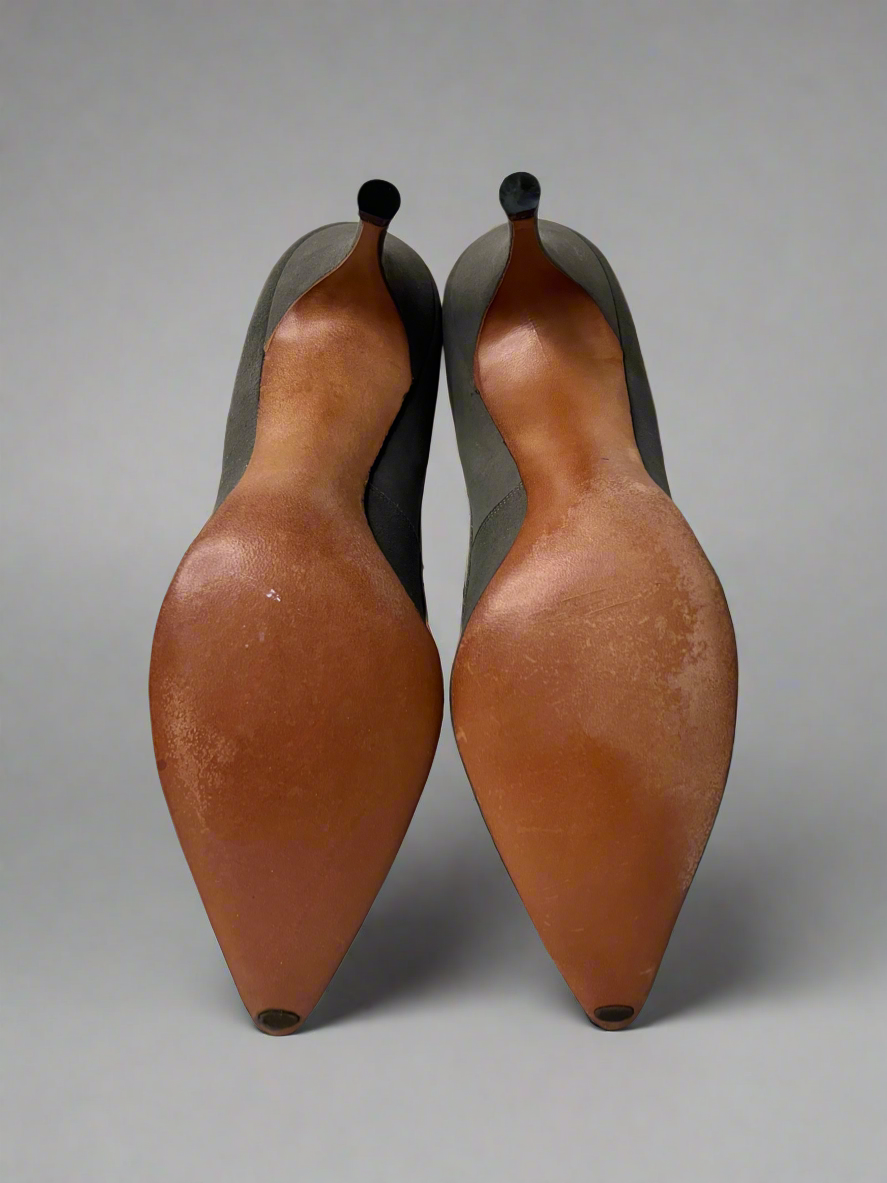 DeLiso Debs Mid Century Suede Pumps