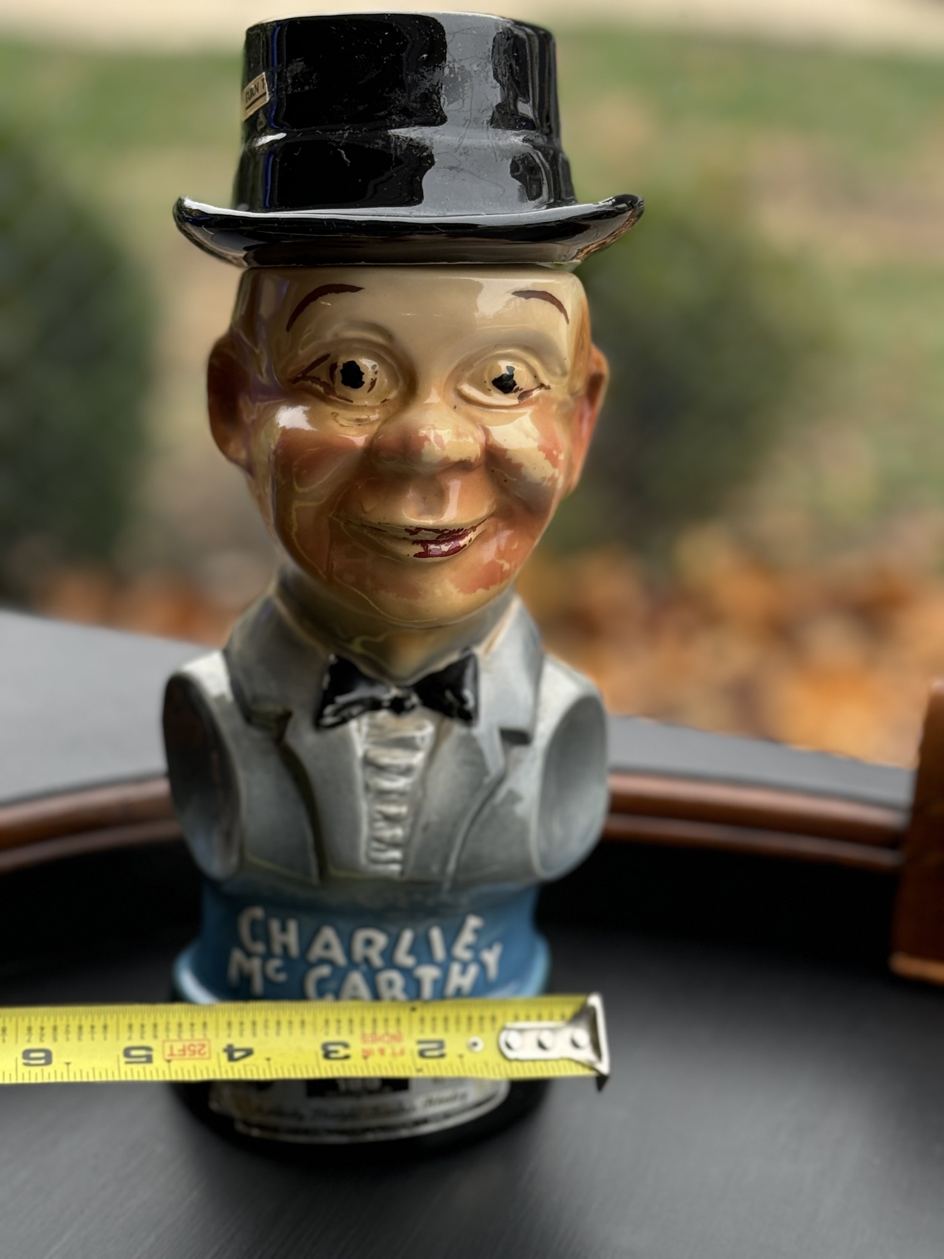 Vintage decanter Charlie McCarthy 1976.