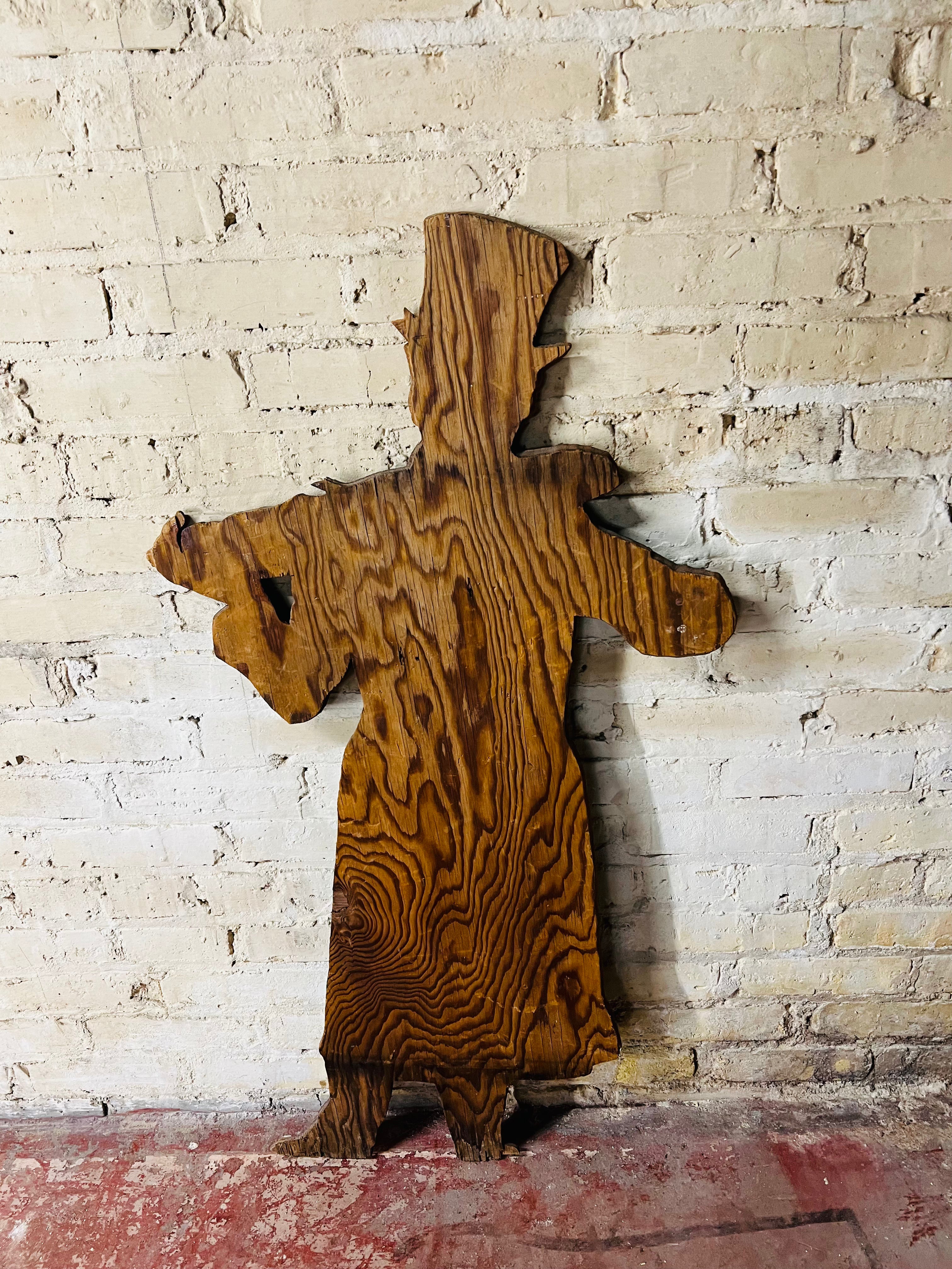 Vintage Wood Caroler Playing Violin - Man