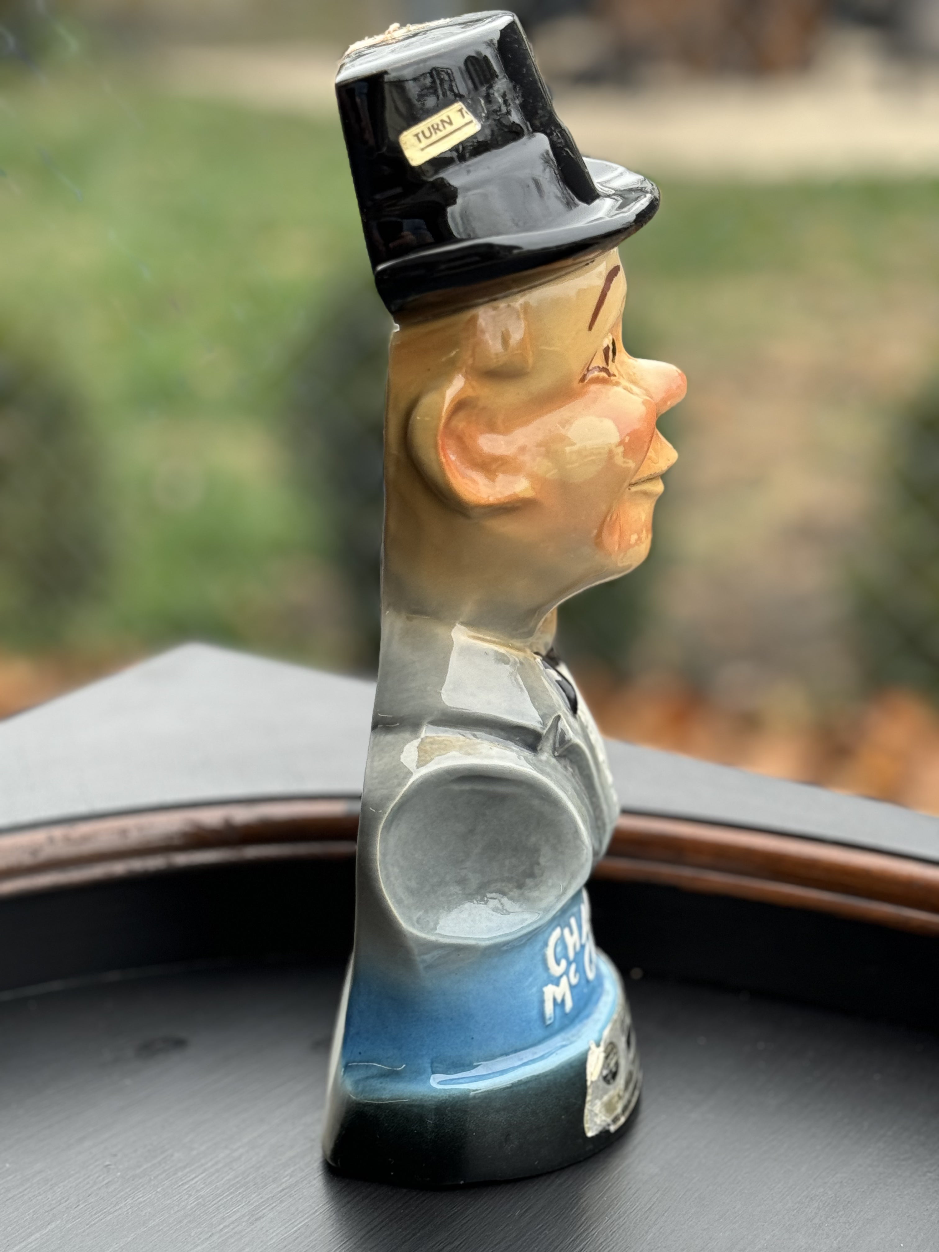 Vintage decanter Charlie McCarthy 1976.