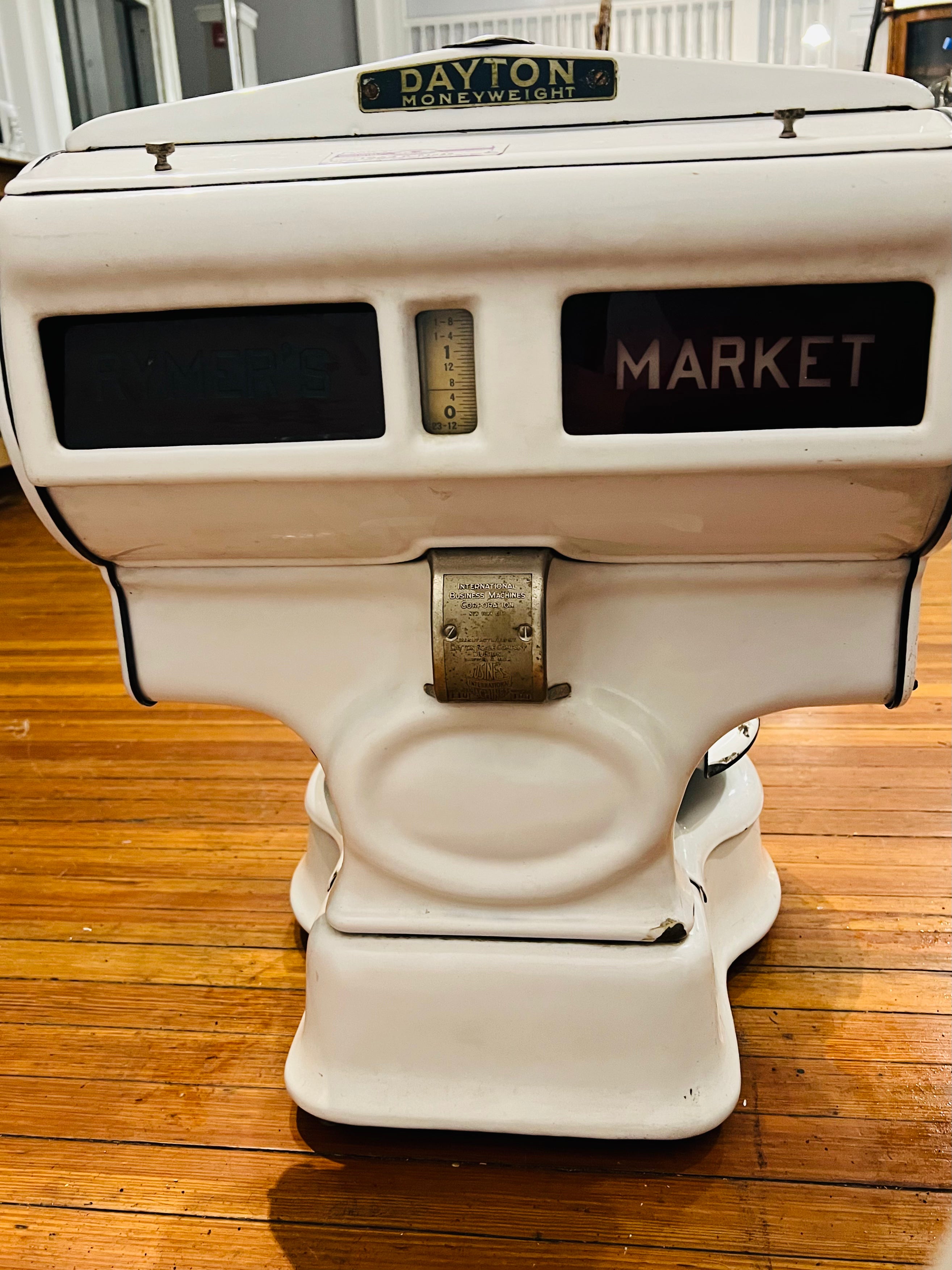 Dayton Moneyweight Vintage Scale