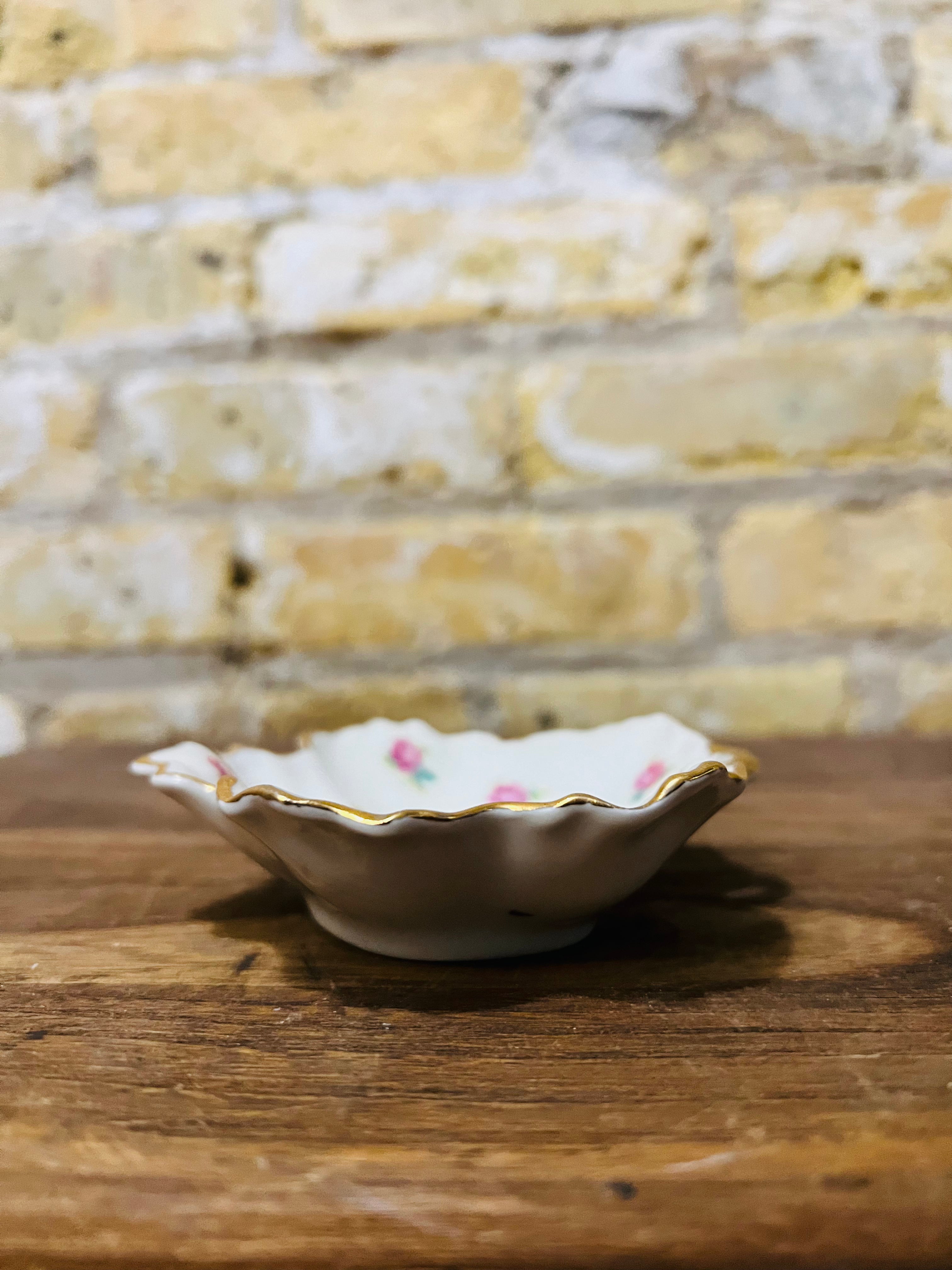 Vintage Limoges France Pink Roses and Gold Scallop Edge