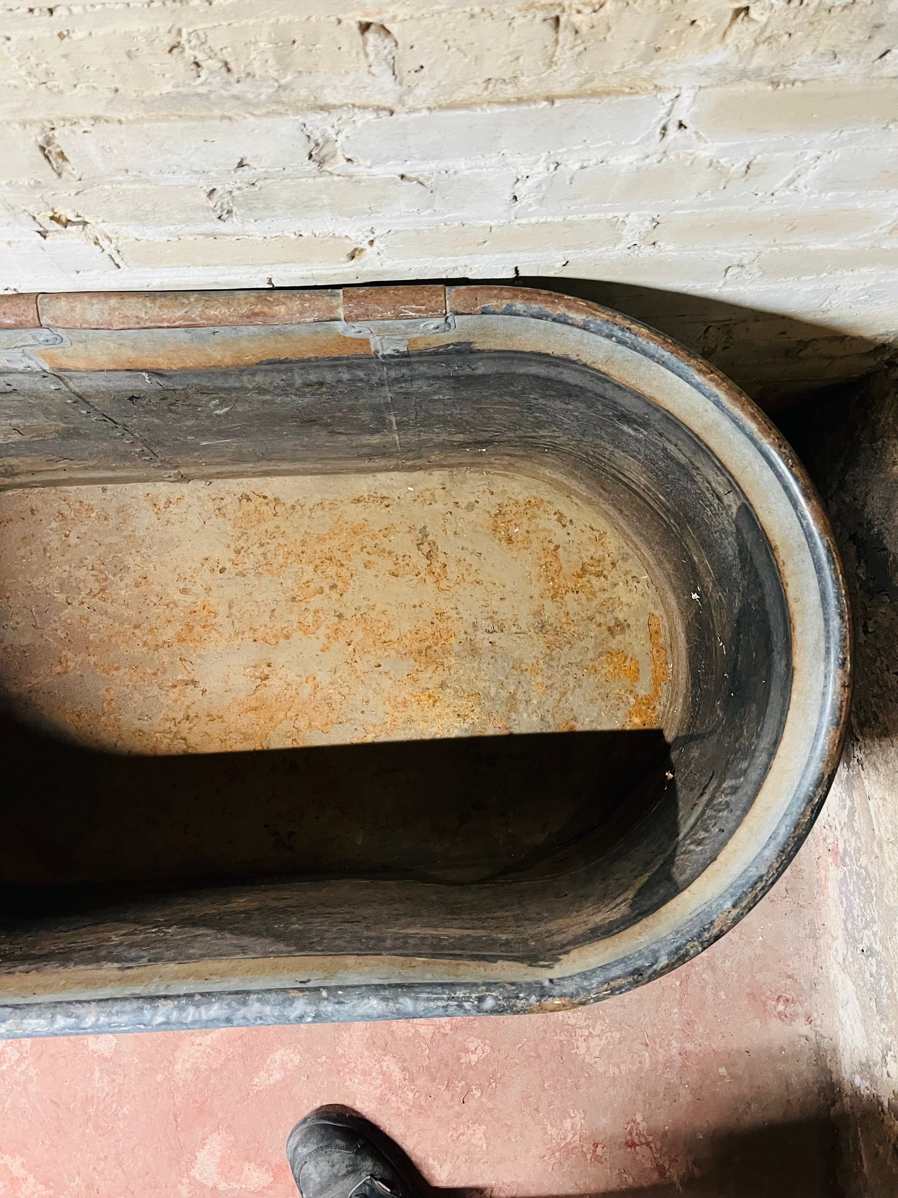 Vintage Antique Farmhouse Wash Tub