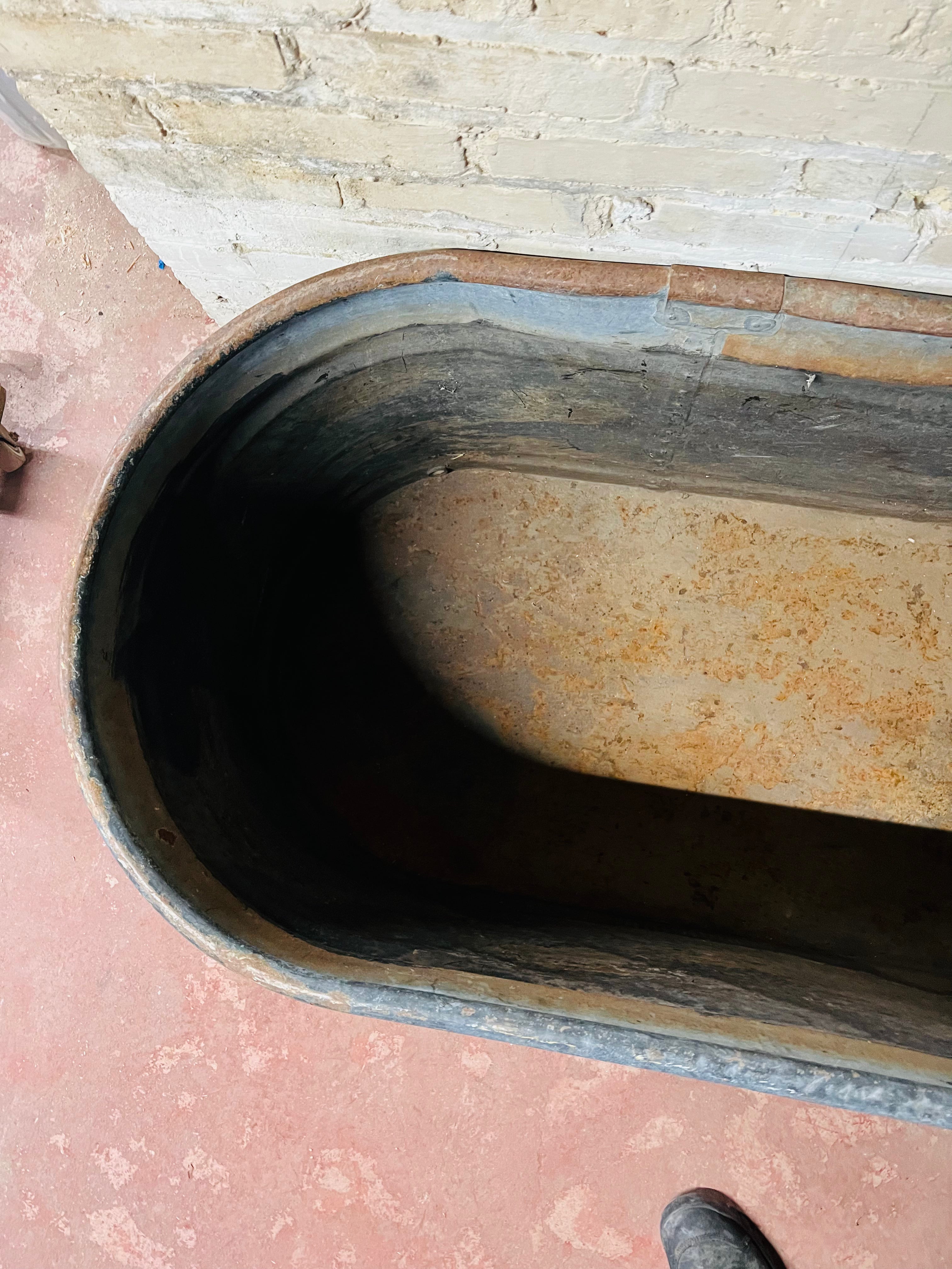 Vintage Antique Farmhouse Wash Tub