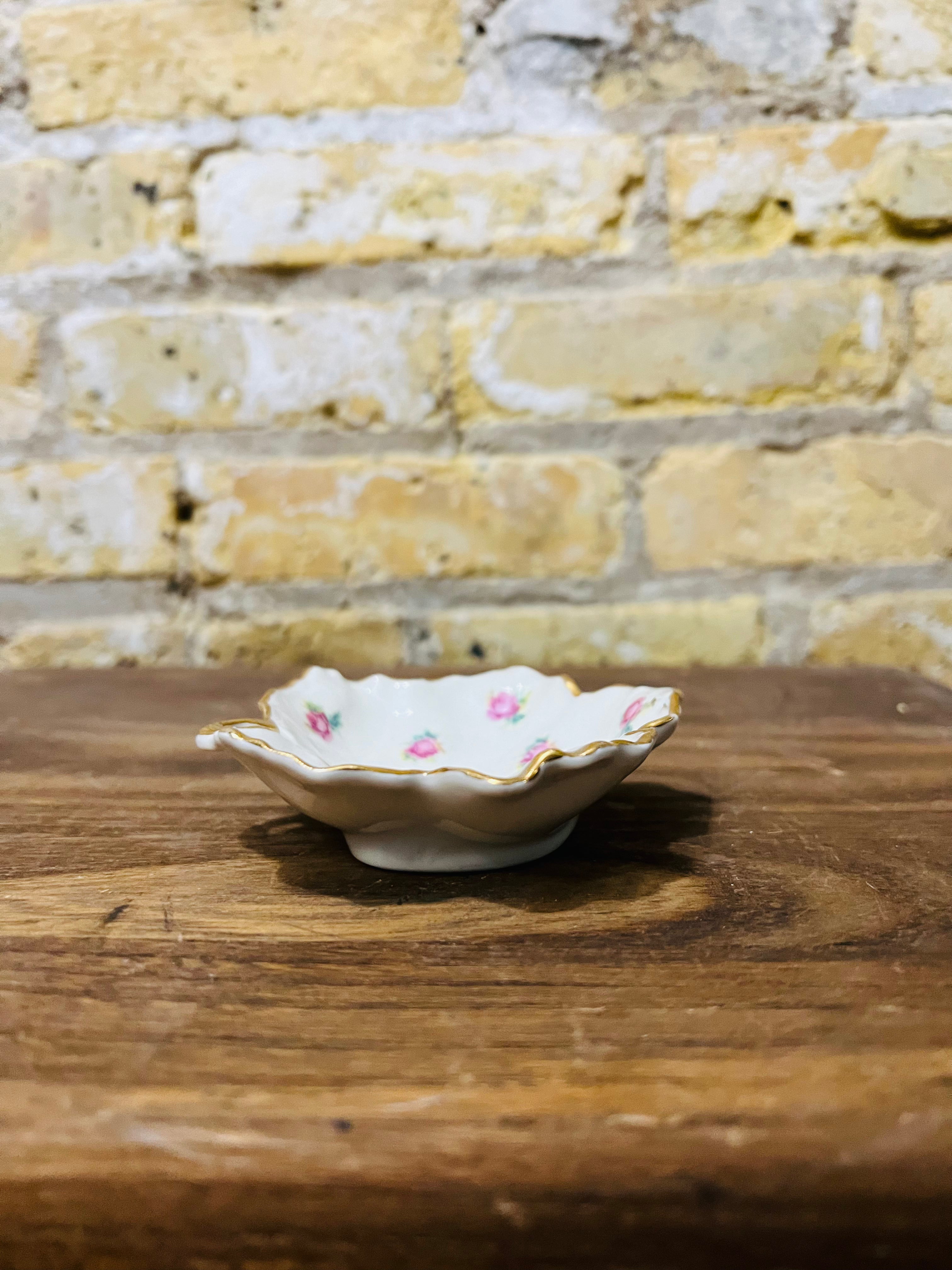 Vintage Limoges France Pink Roses and Gold Scallop Edge