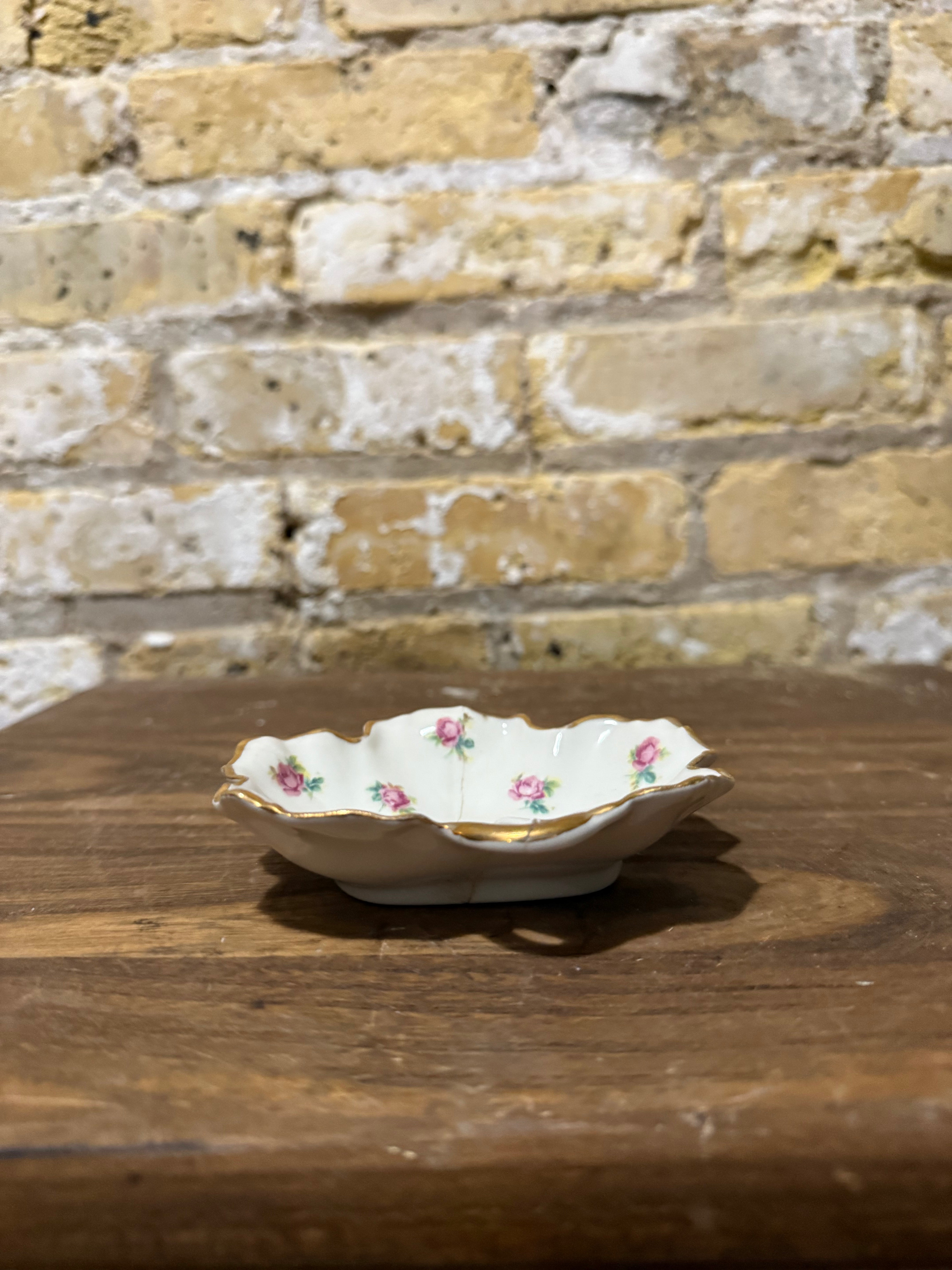 Vintage Limoges France Pink Roses and Gold Scallop Edge