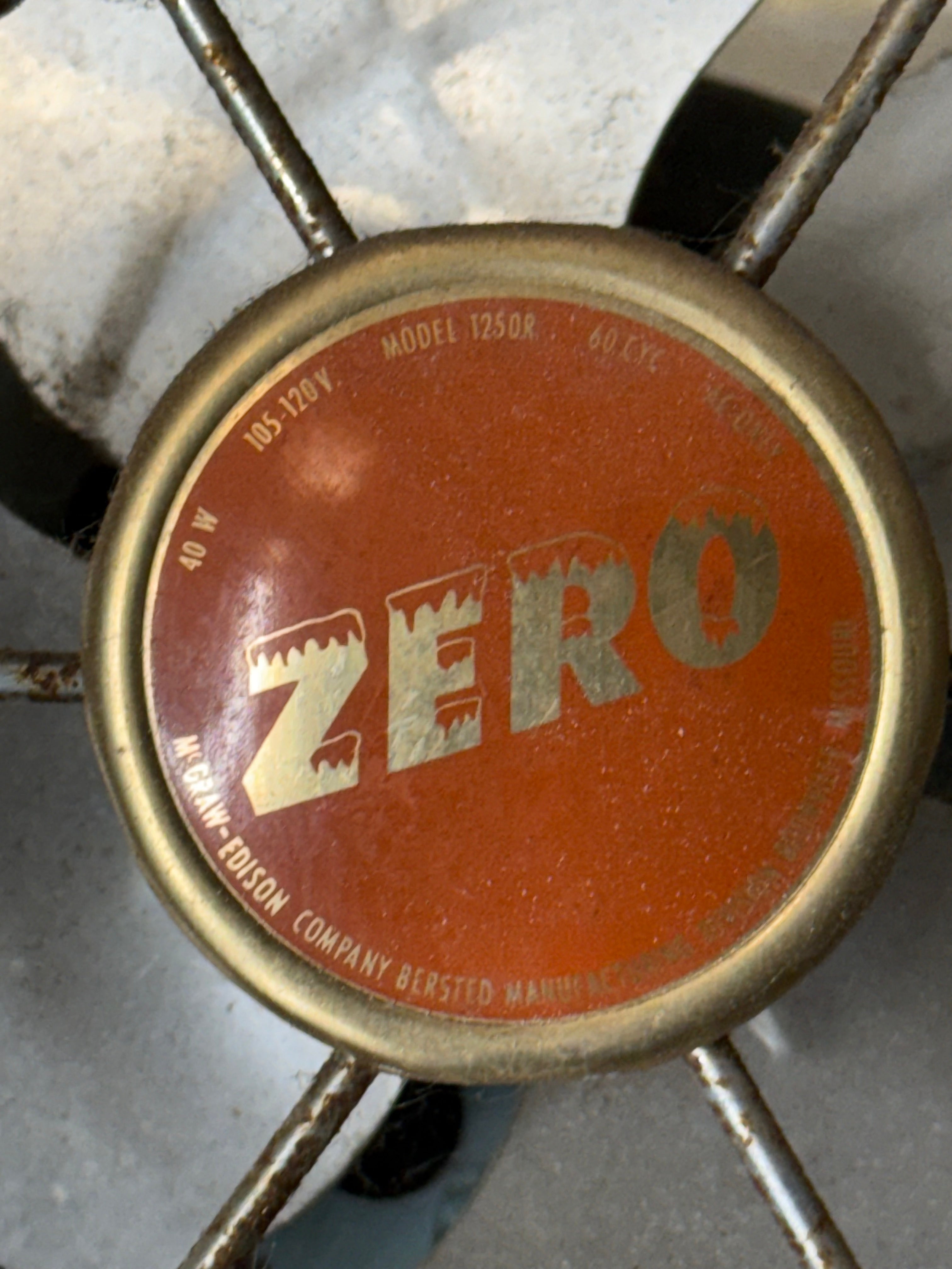 Vintage Zero Electric Metal Fan
