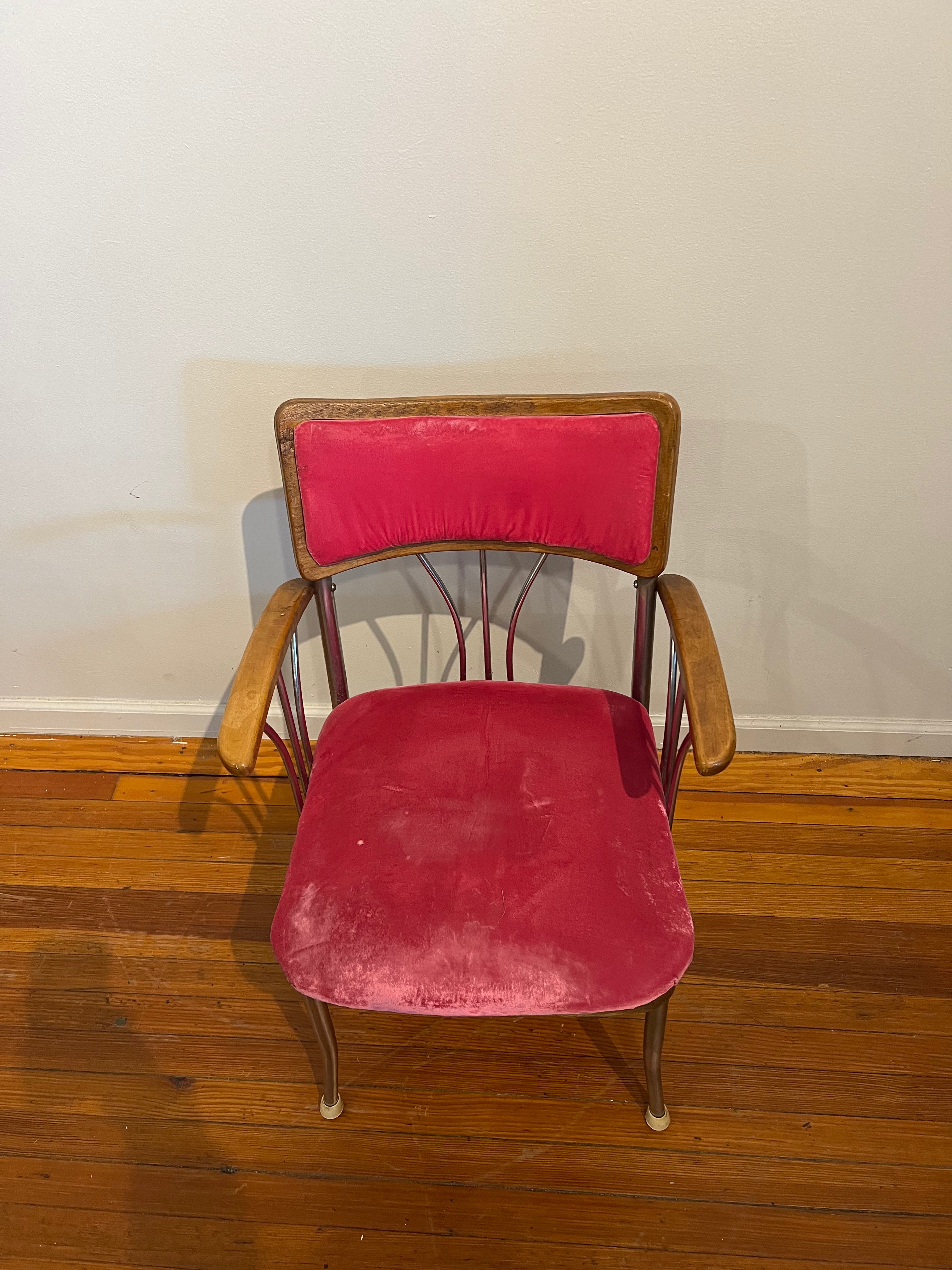 Vintage Speaker - Pink Velvet