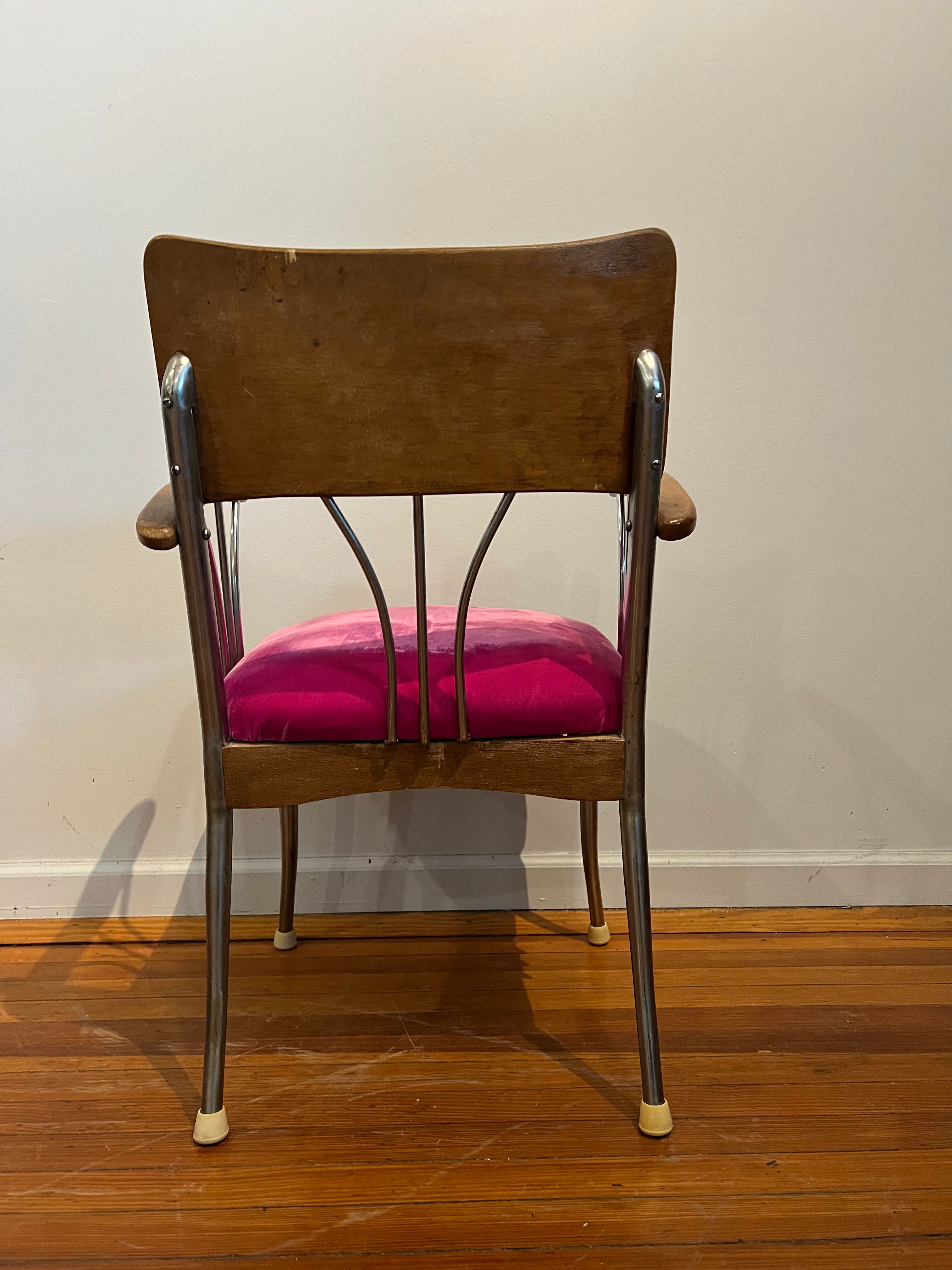 Vintage Speaker - Pink Velvet