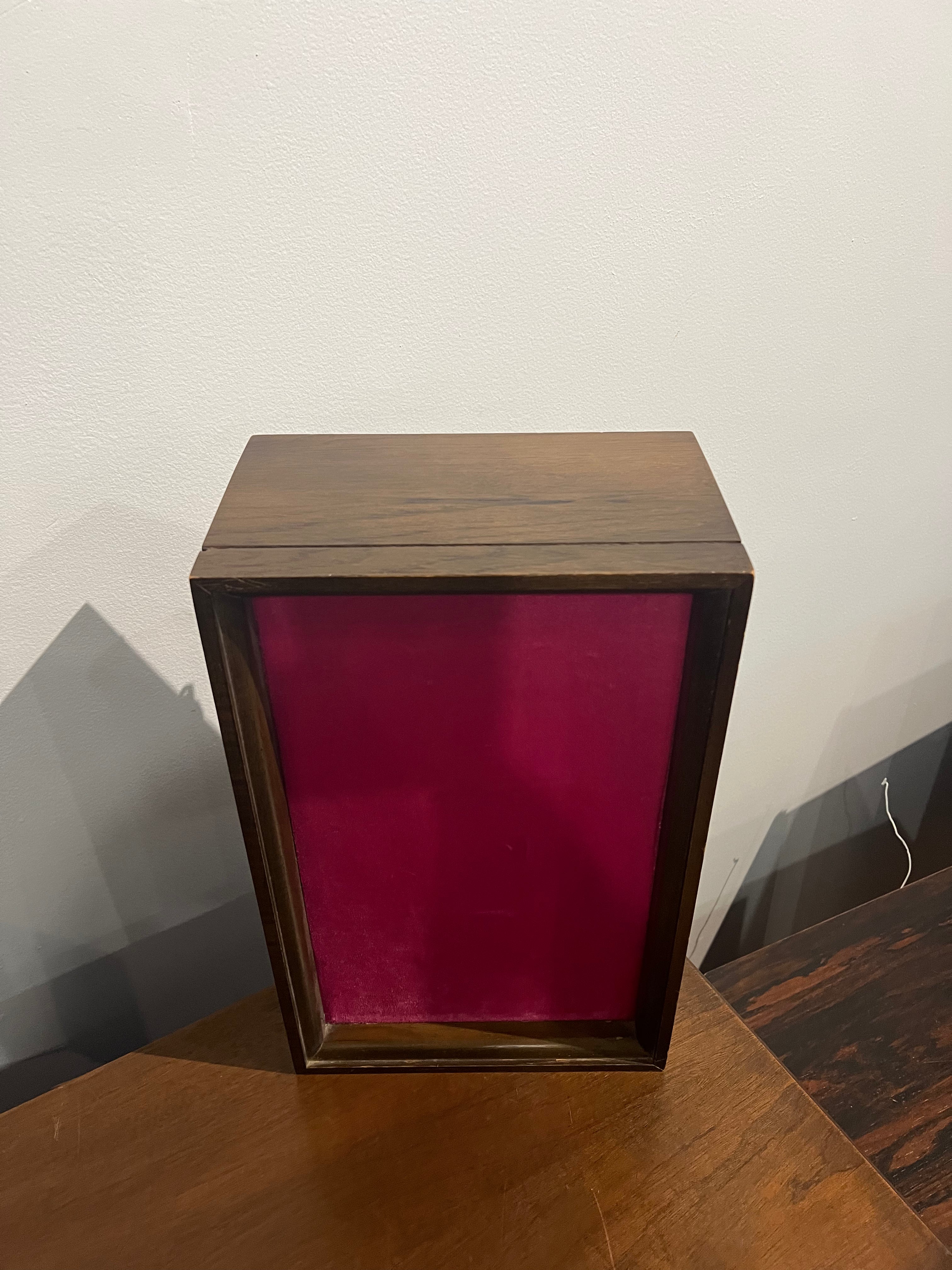 Vintage Speaker - Pink Velvet