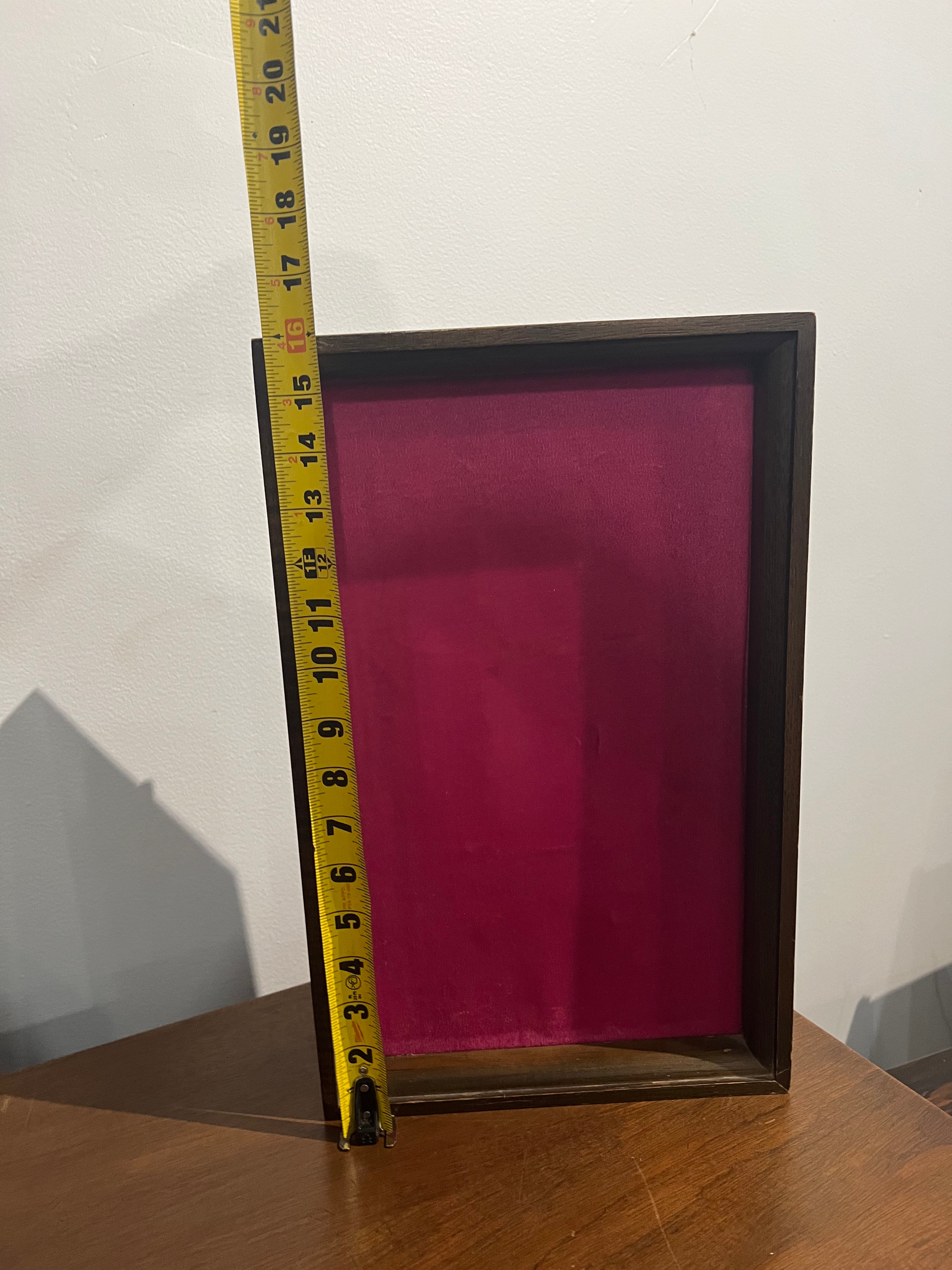 Vintage Speaker - Pink Velvet