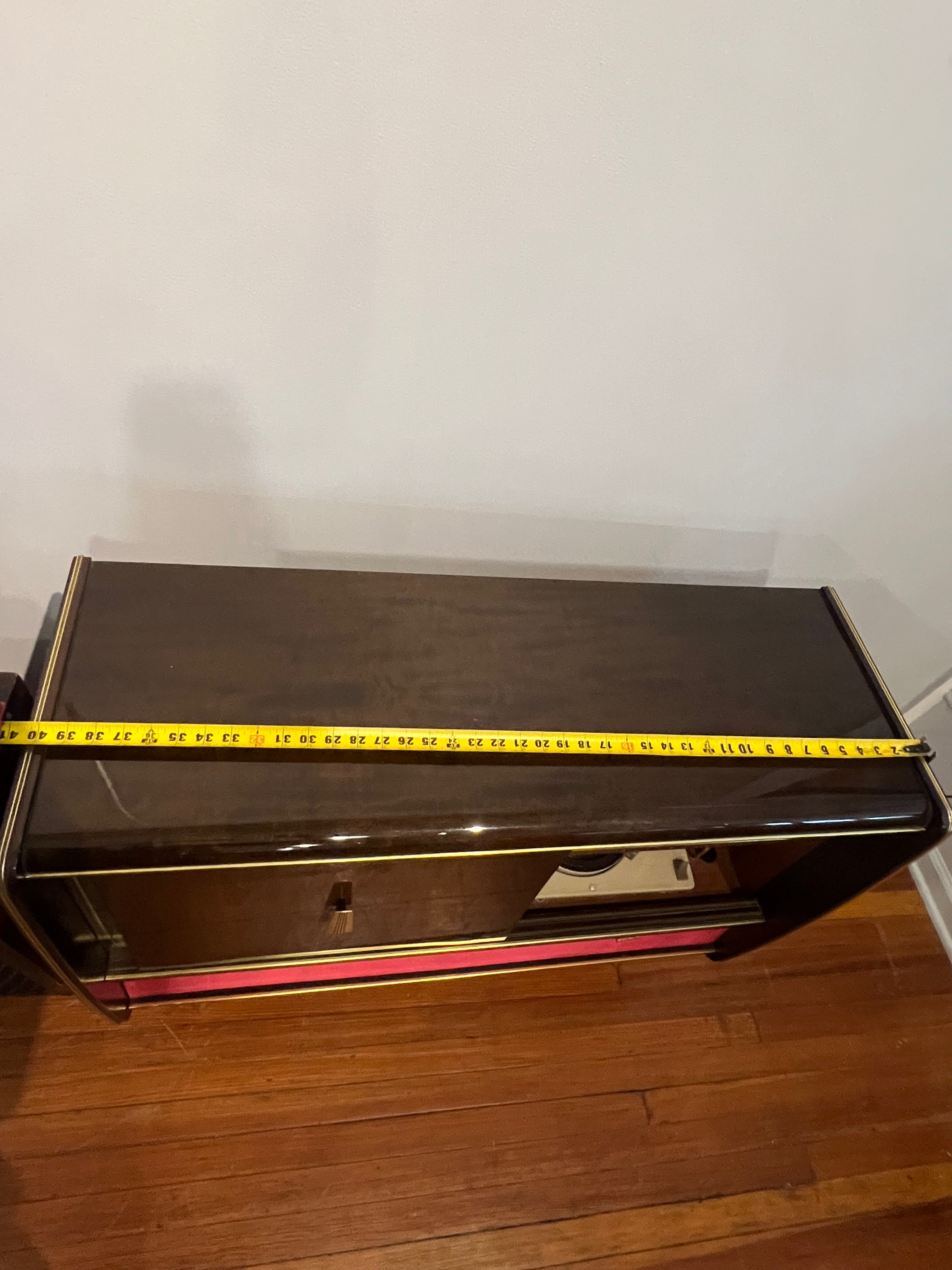 Vintage Speaker - Pink Velvet