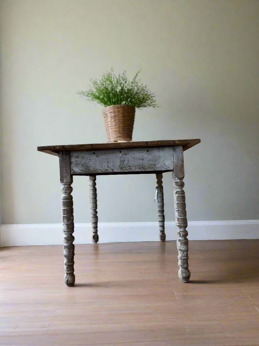 Small Chippy White Farmhouse Table W/Turned Legs