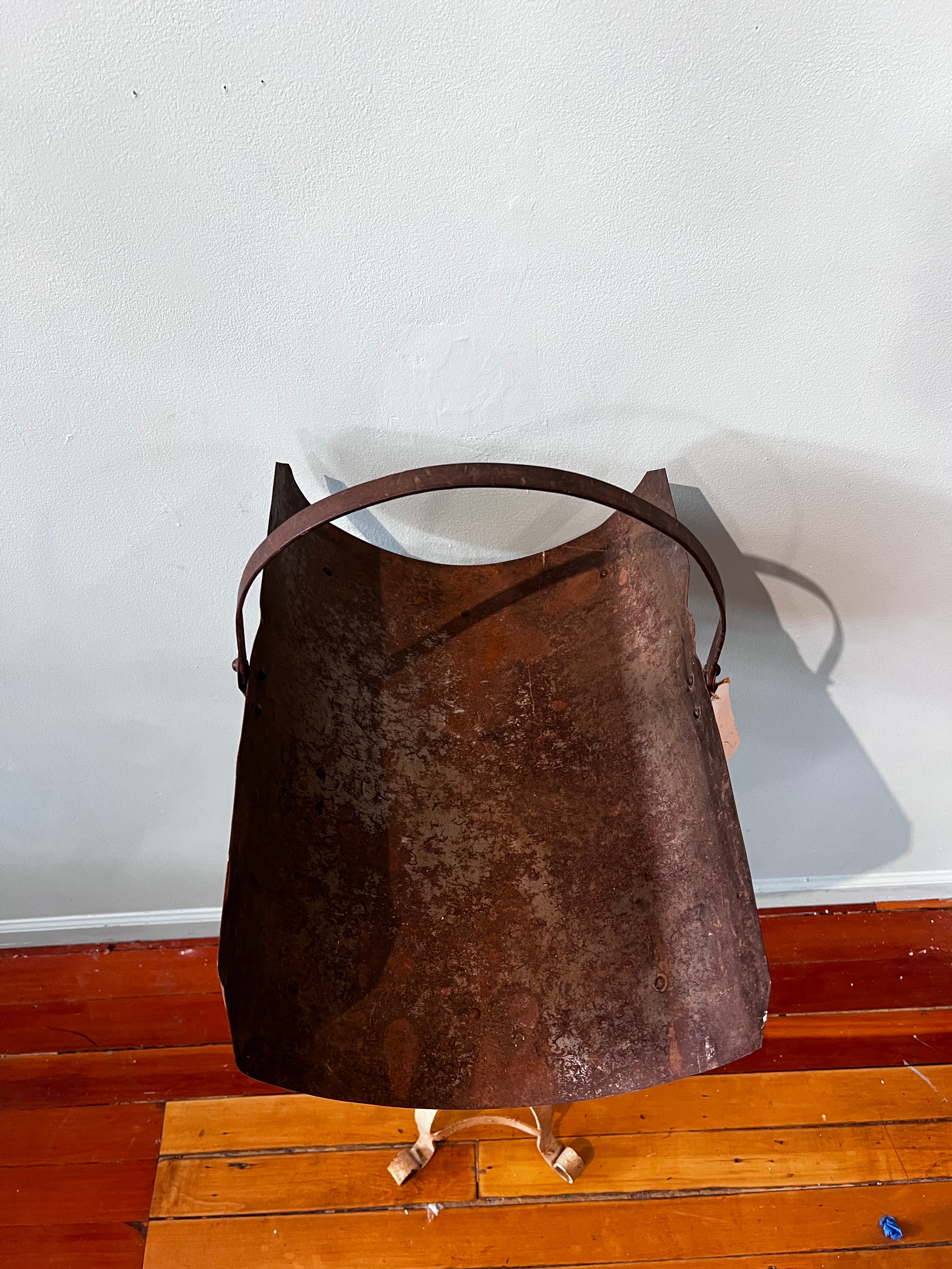 Metal Log Carrier