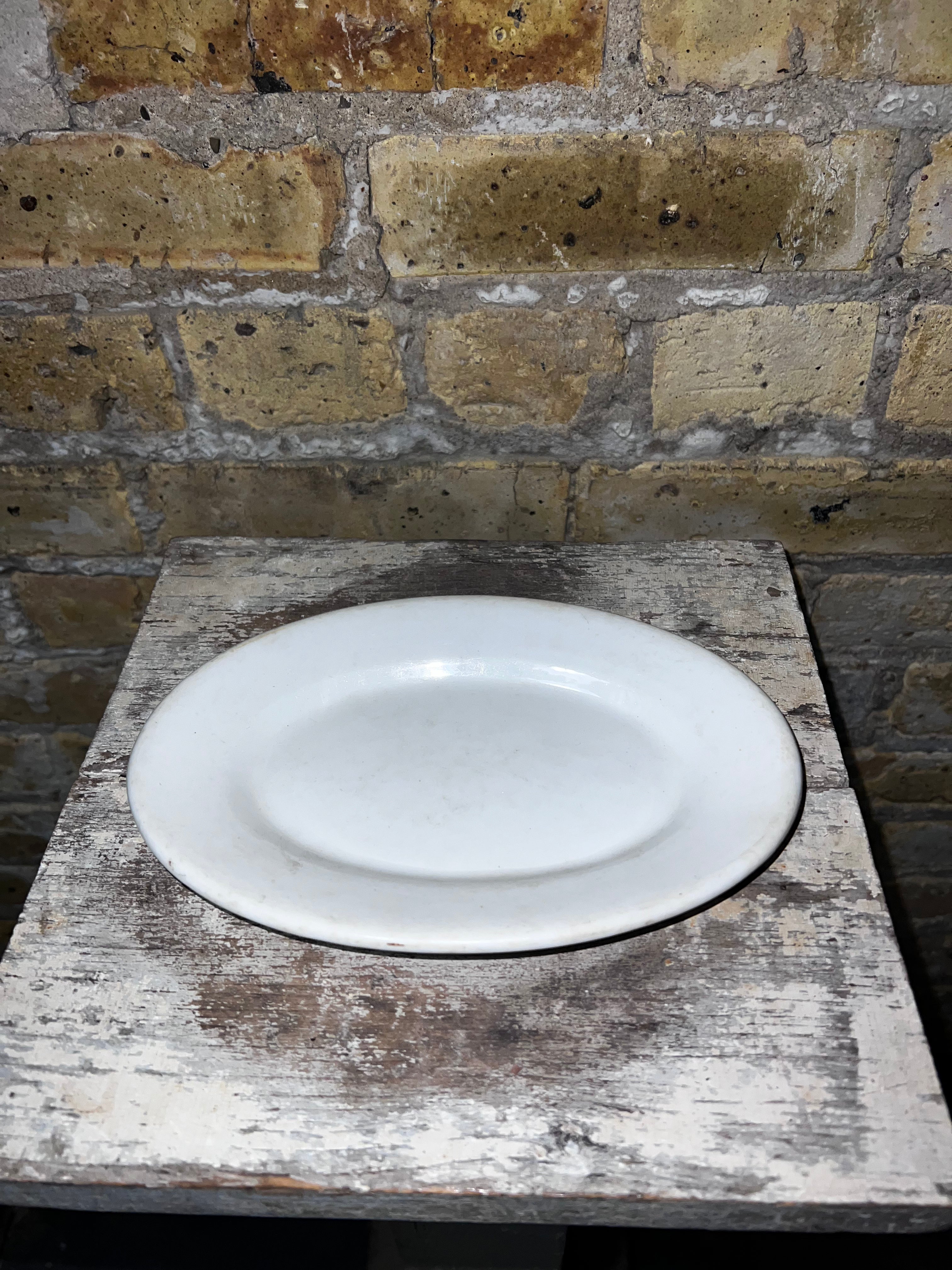 White Oval Tray Med