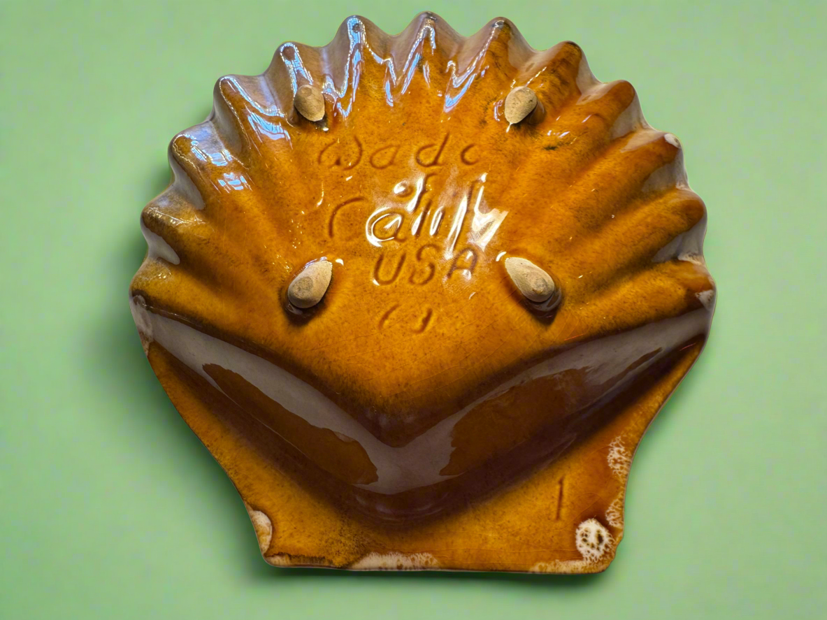 Wade California Clam Shell Ashtray
