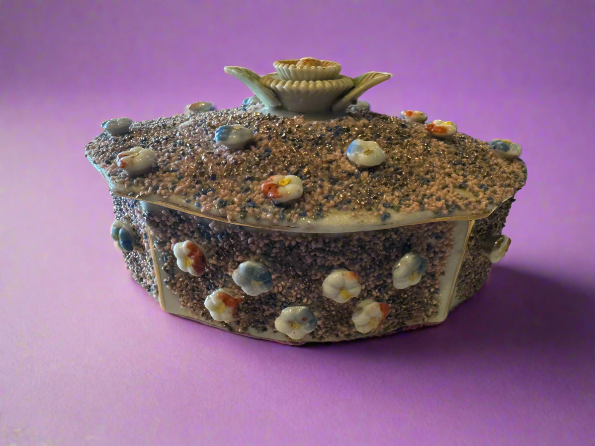 Japanese Porcelain Trinket Box