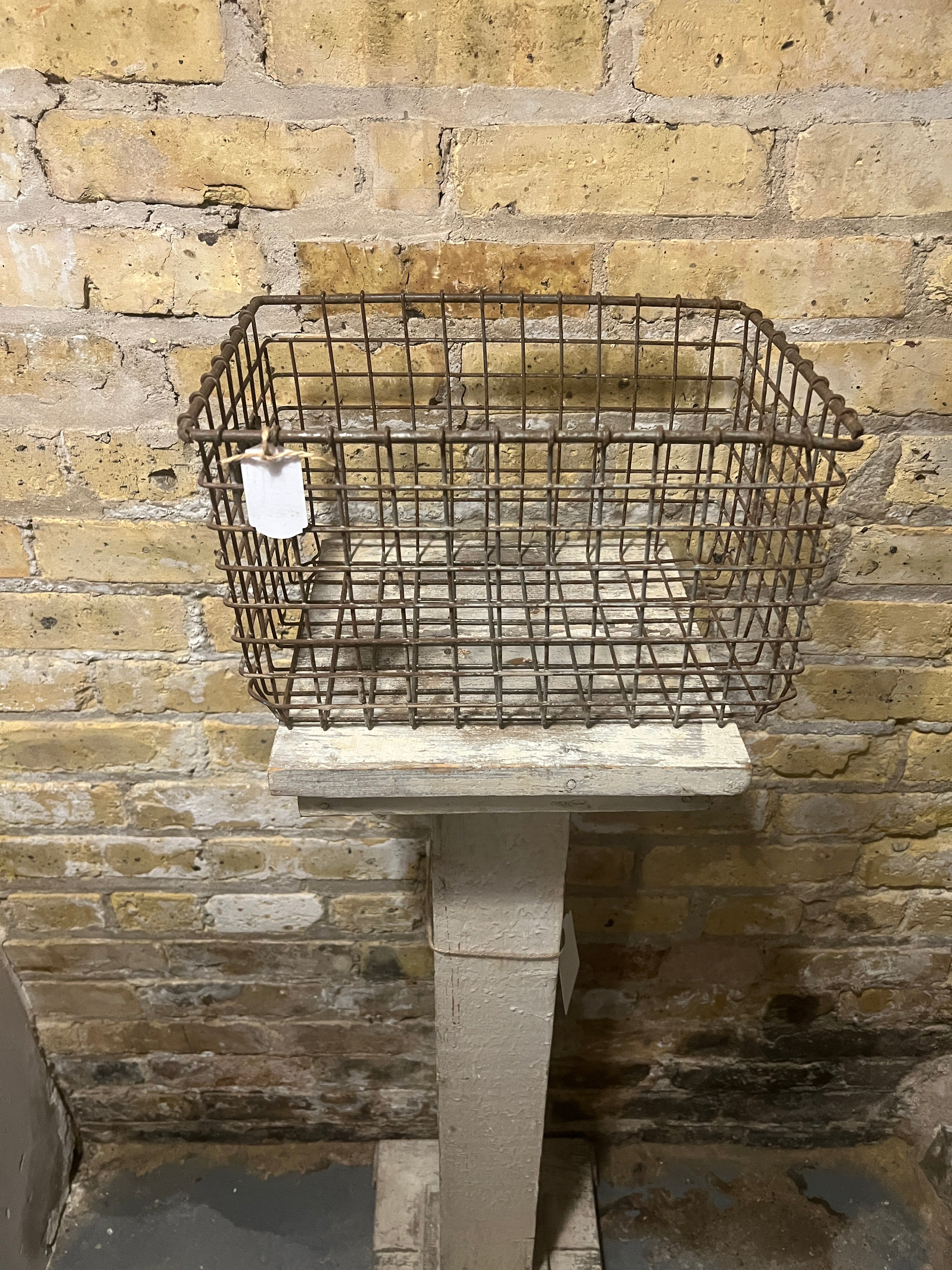 Locker Basket - Wire