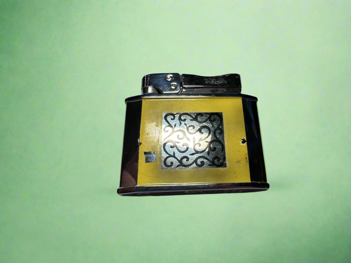 Rogers Ornate Detailed Yellow Lighter