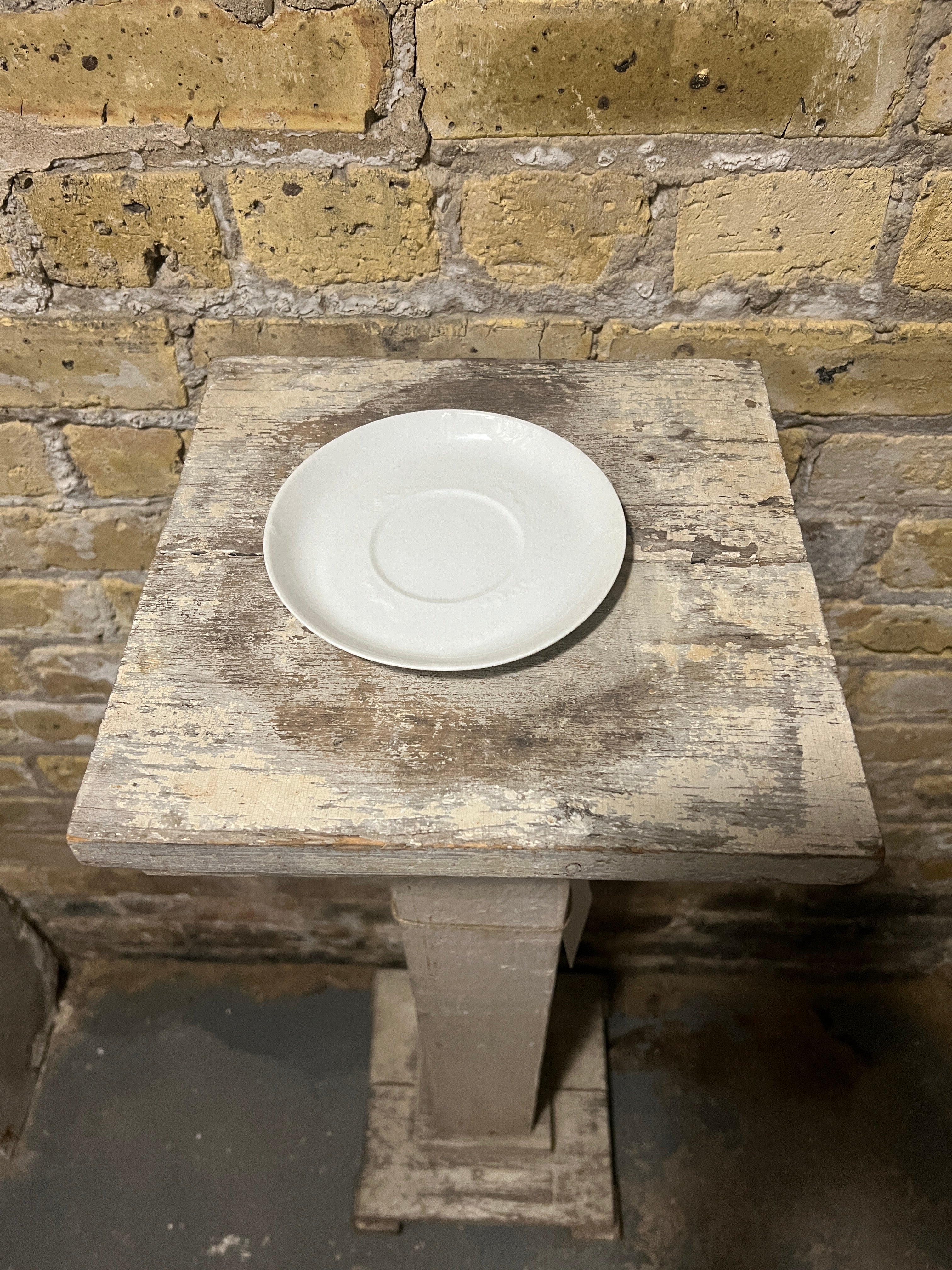 French White Porcelain Plate