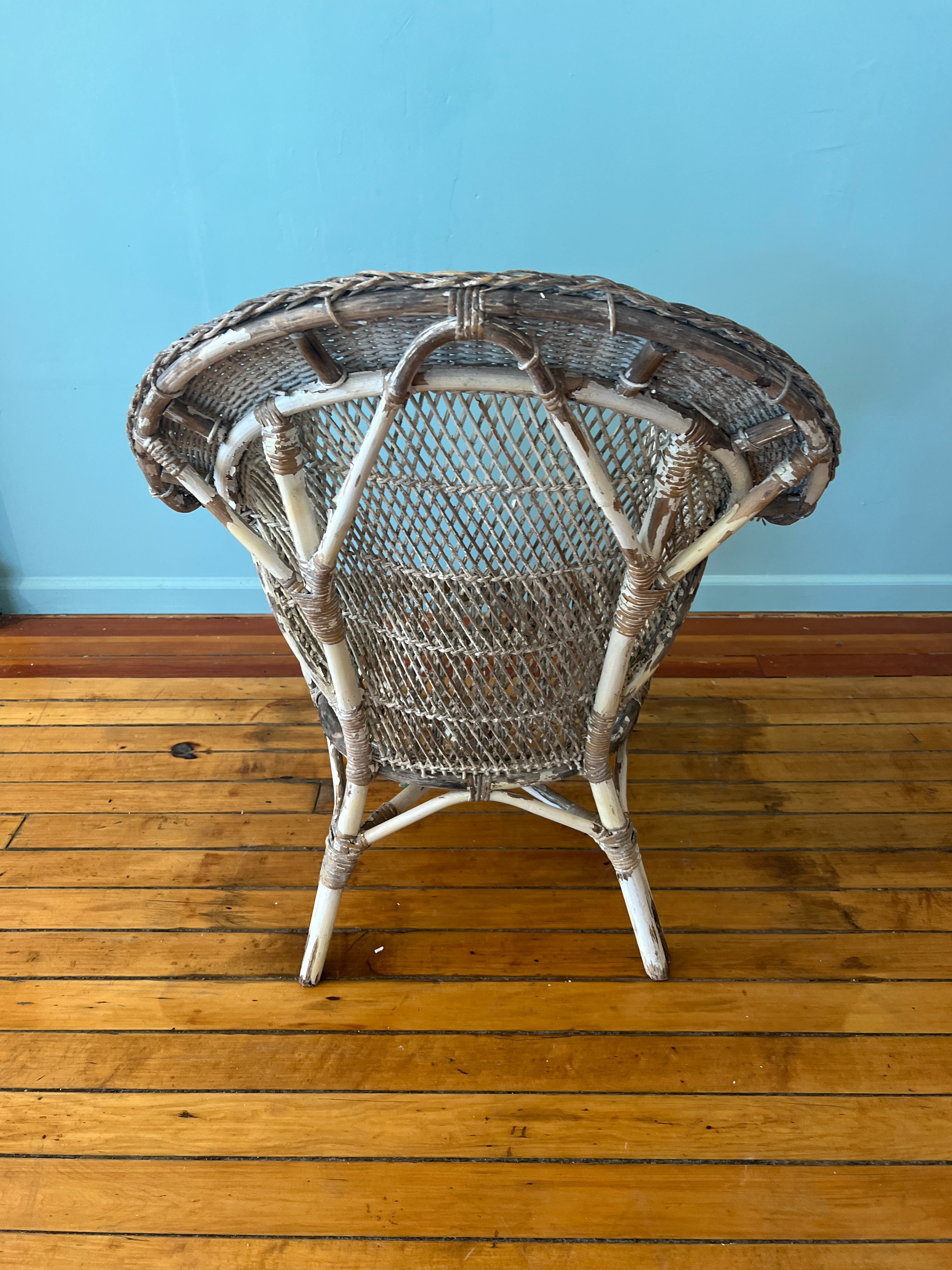 Vintage Wicker Arm Chair