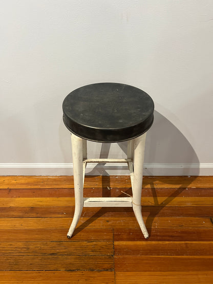 Metal Stool - wht