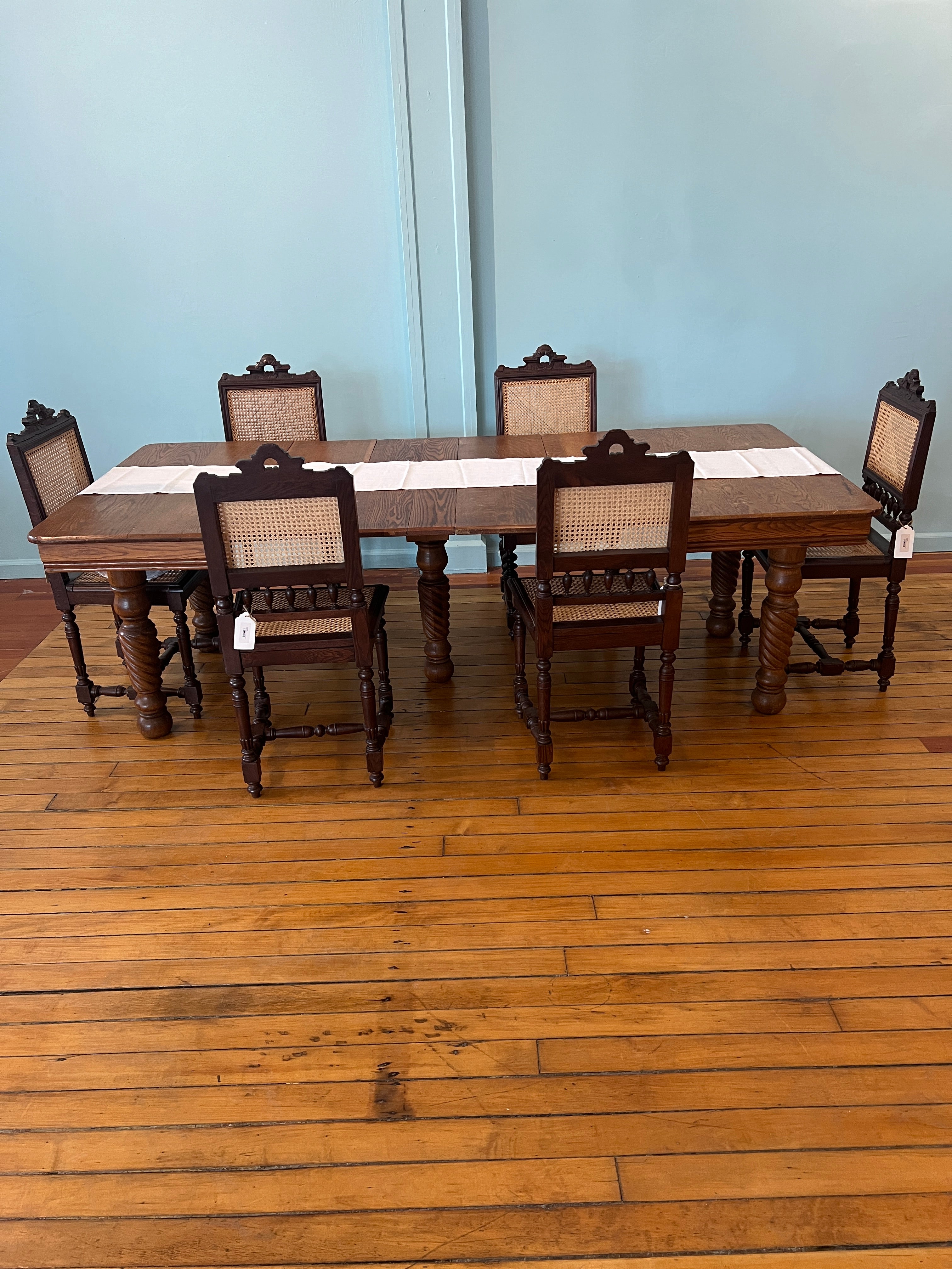 Late 1800's/Early 1900s Dining Room Set