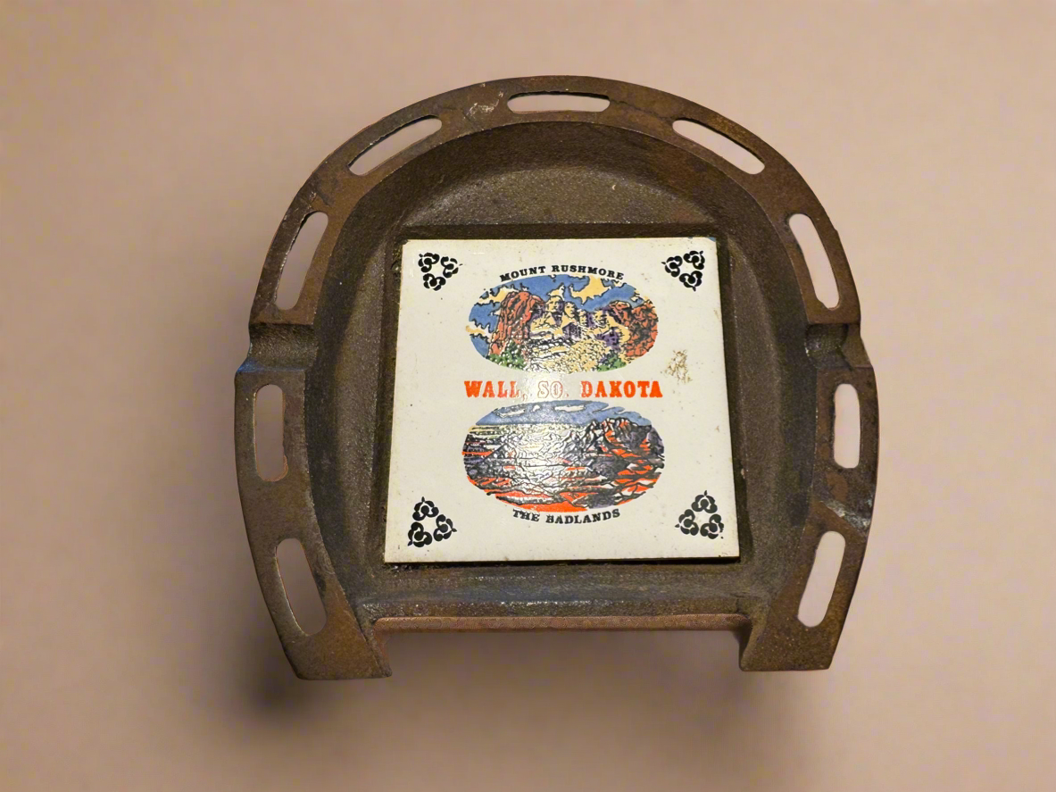 Mount Rushmore Dakota Horseshoe Ashtray