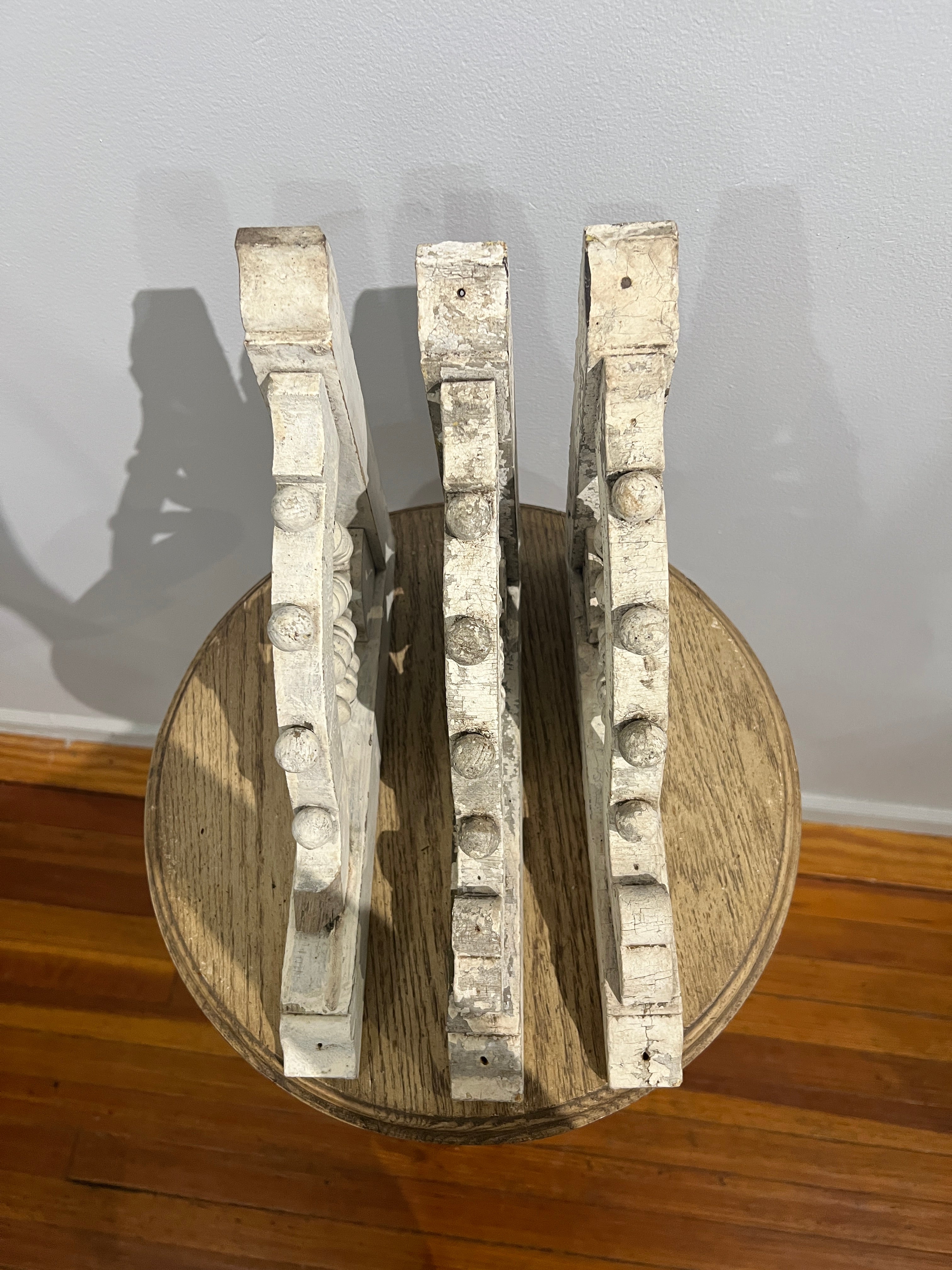 Sm White Corbel Set
