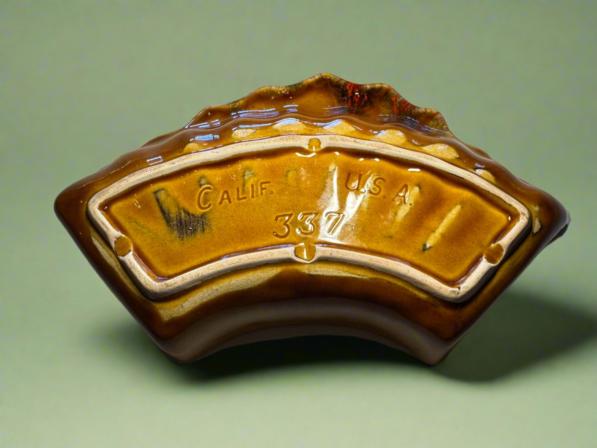 Amber Seashell California Pottery Tray
