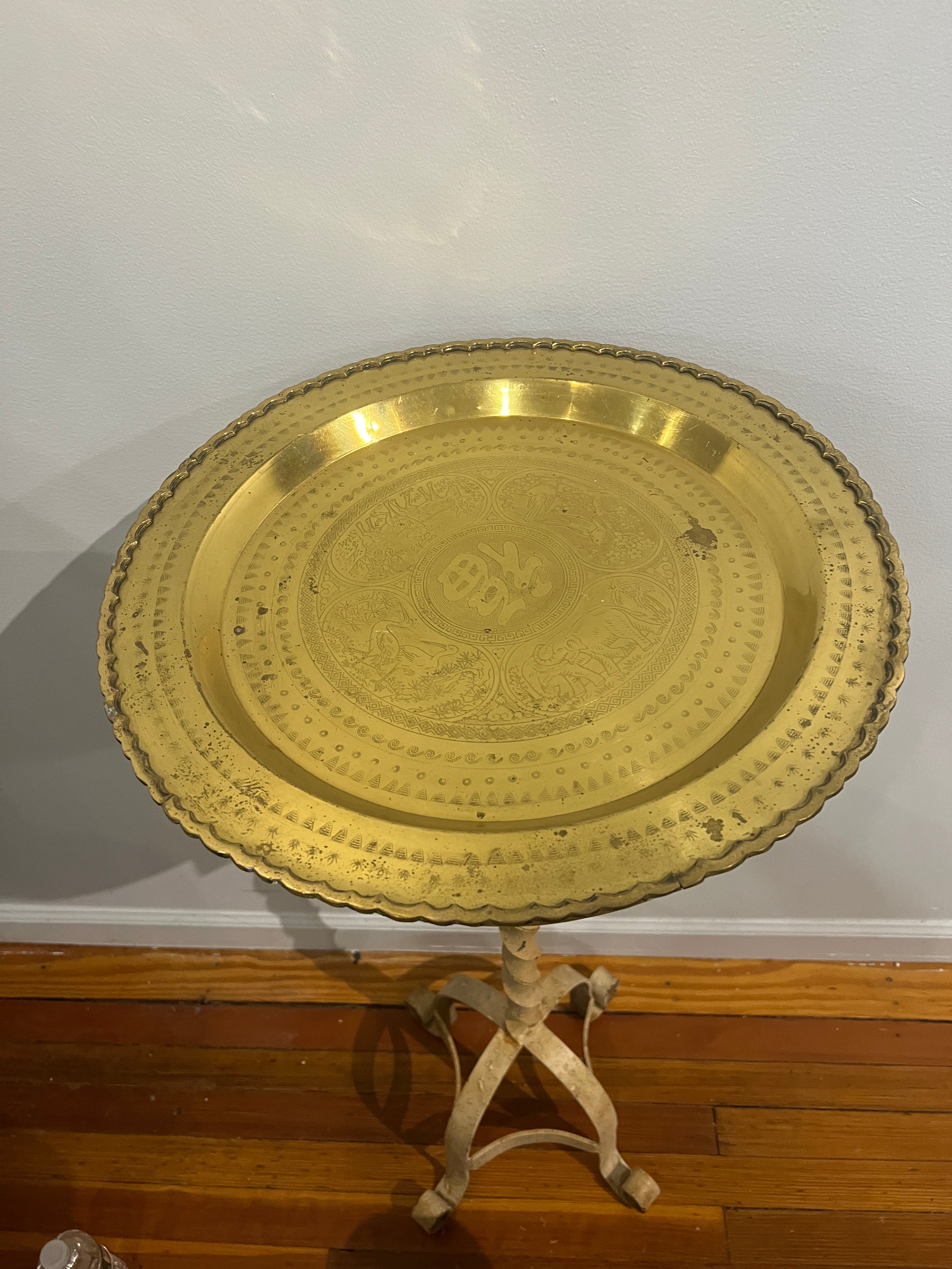 Lg Brass Round Tray