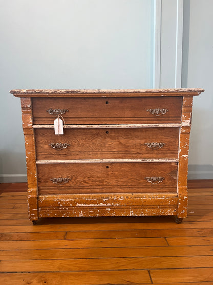 Chippy Oak Dresser