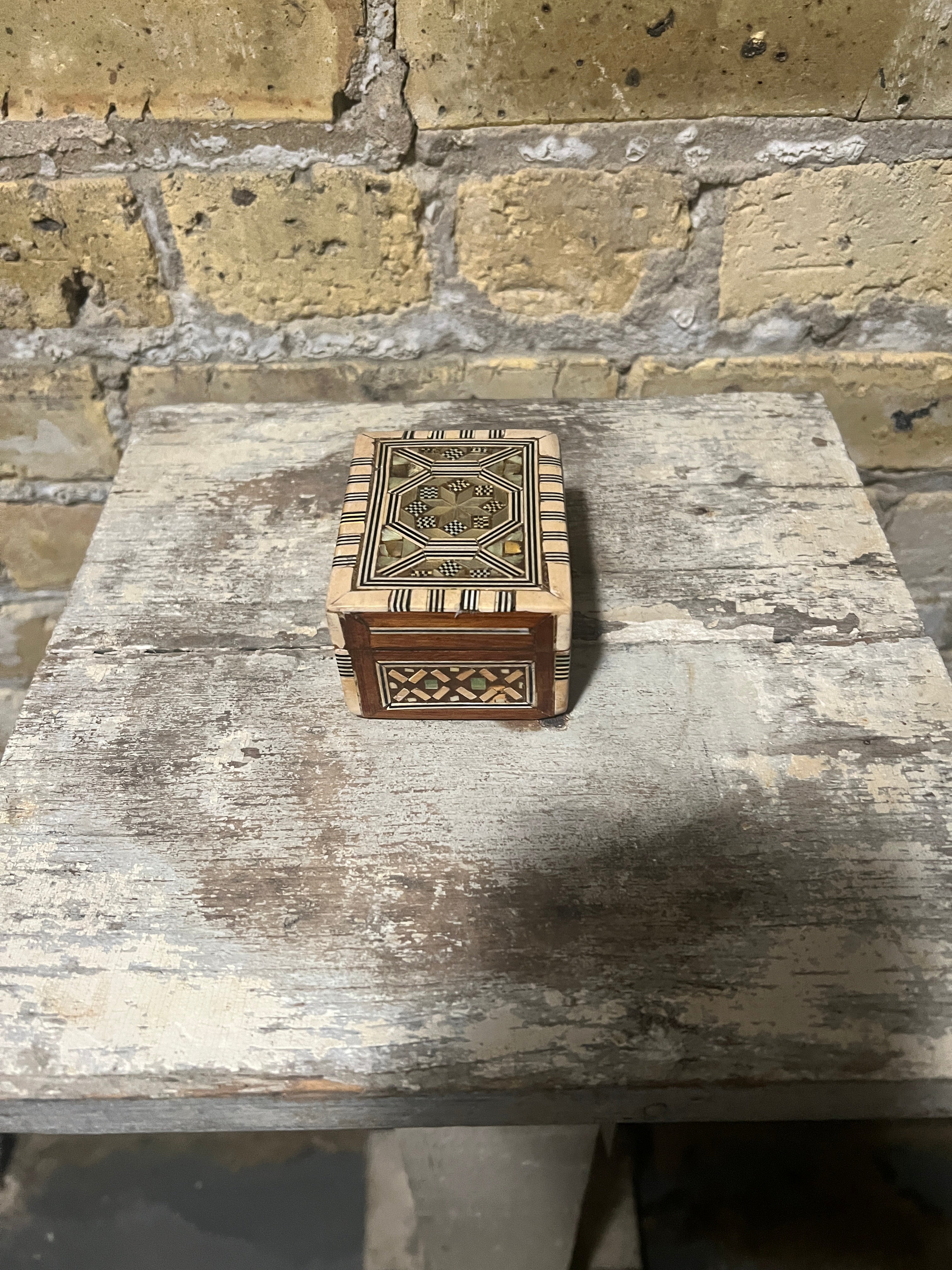 MCP Inlay Box