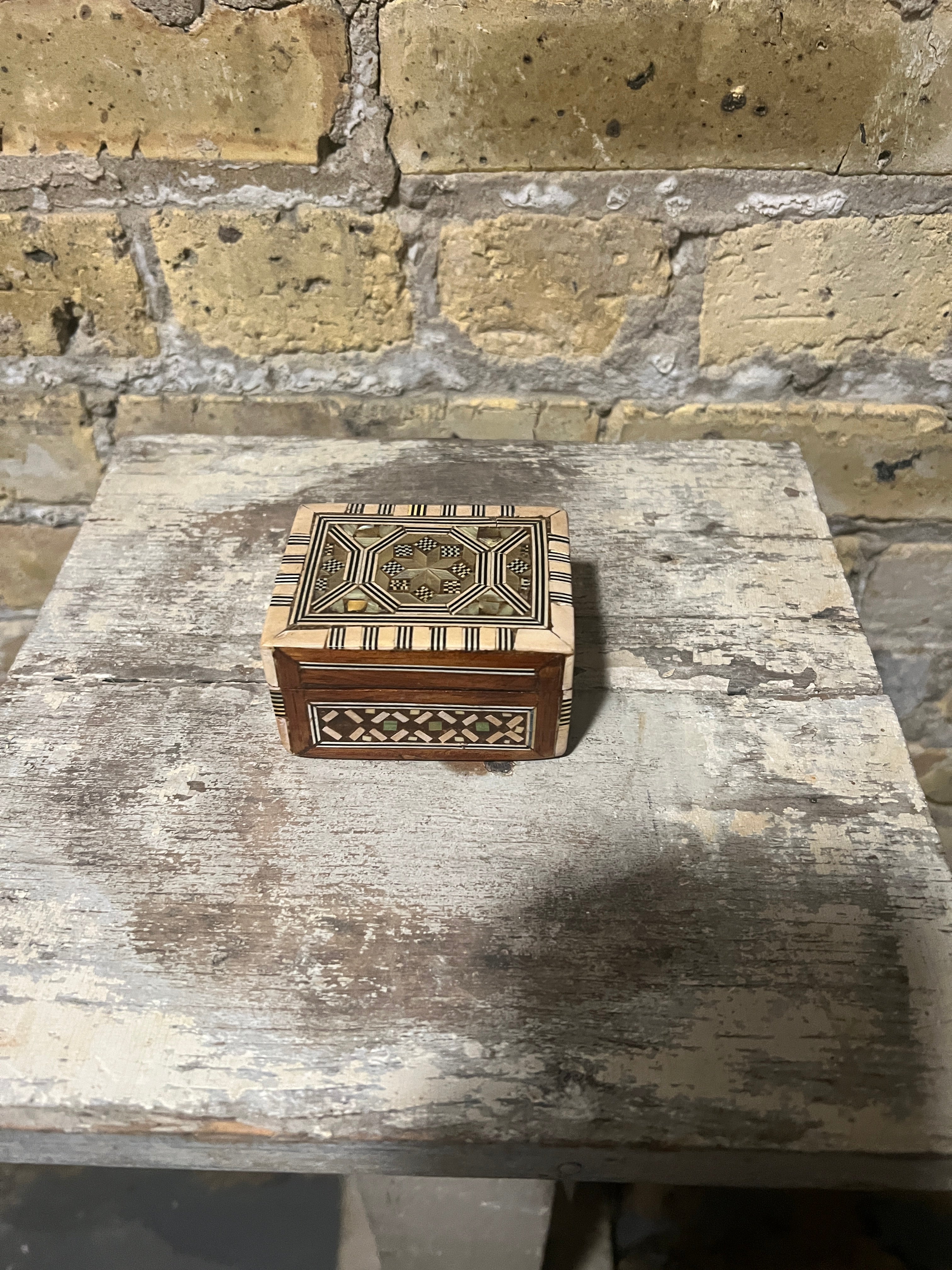 MCP Inlay Box