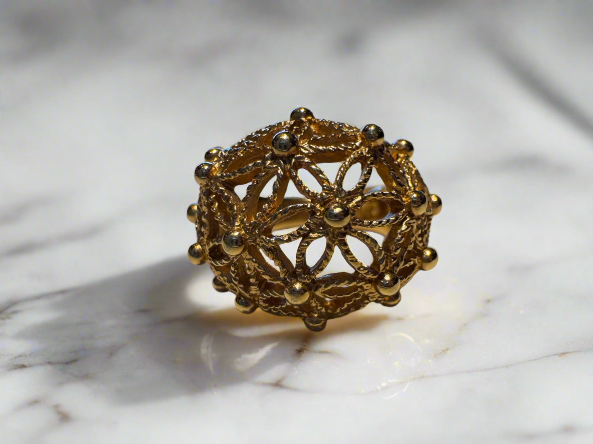 Floral Avon Gold Plated Dome Ring