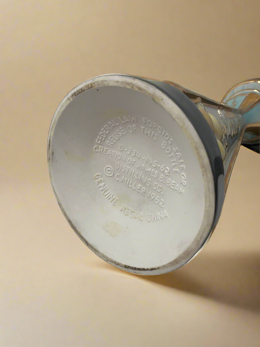 1962 Jim Beam Seattle Worlds Fair Space Needle Decanter