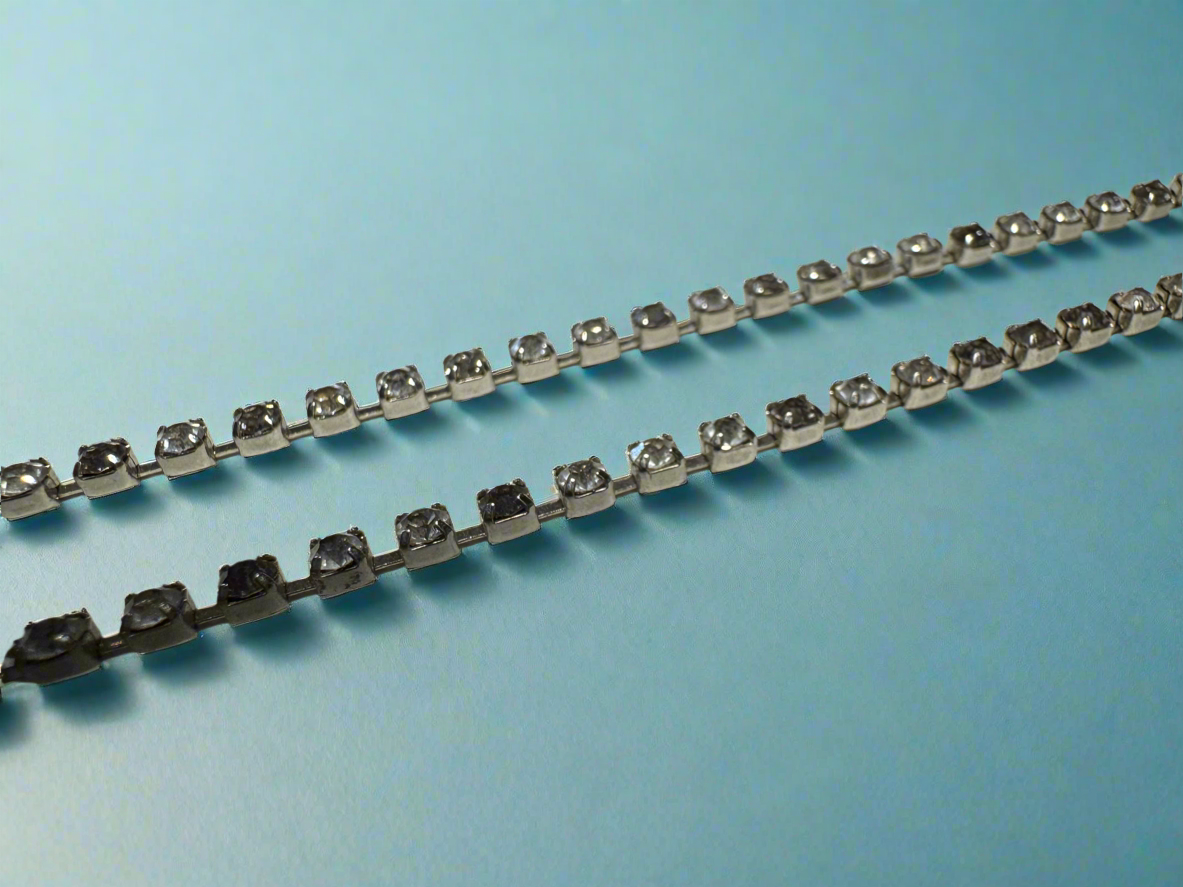Prong set Rhinestone Necklace