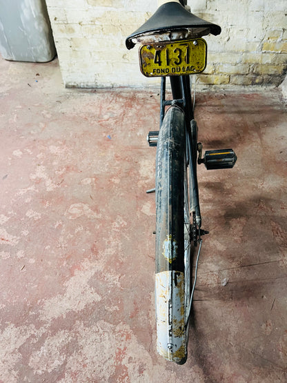 Vintage triumph, bicycle