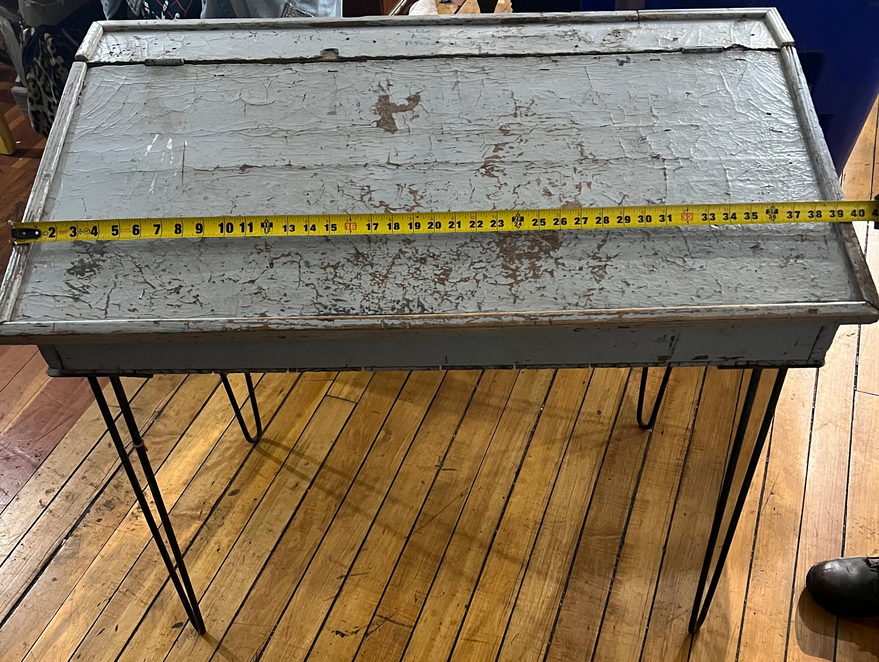 Vintage Indian Hairpin Desk