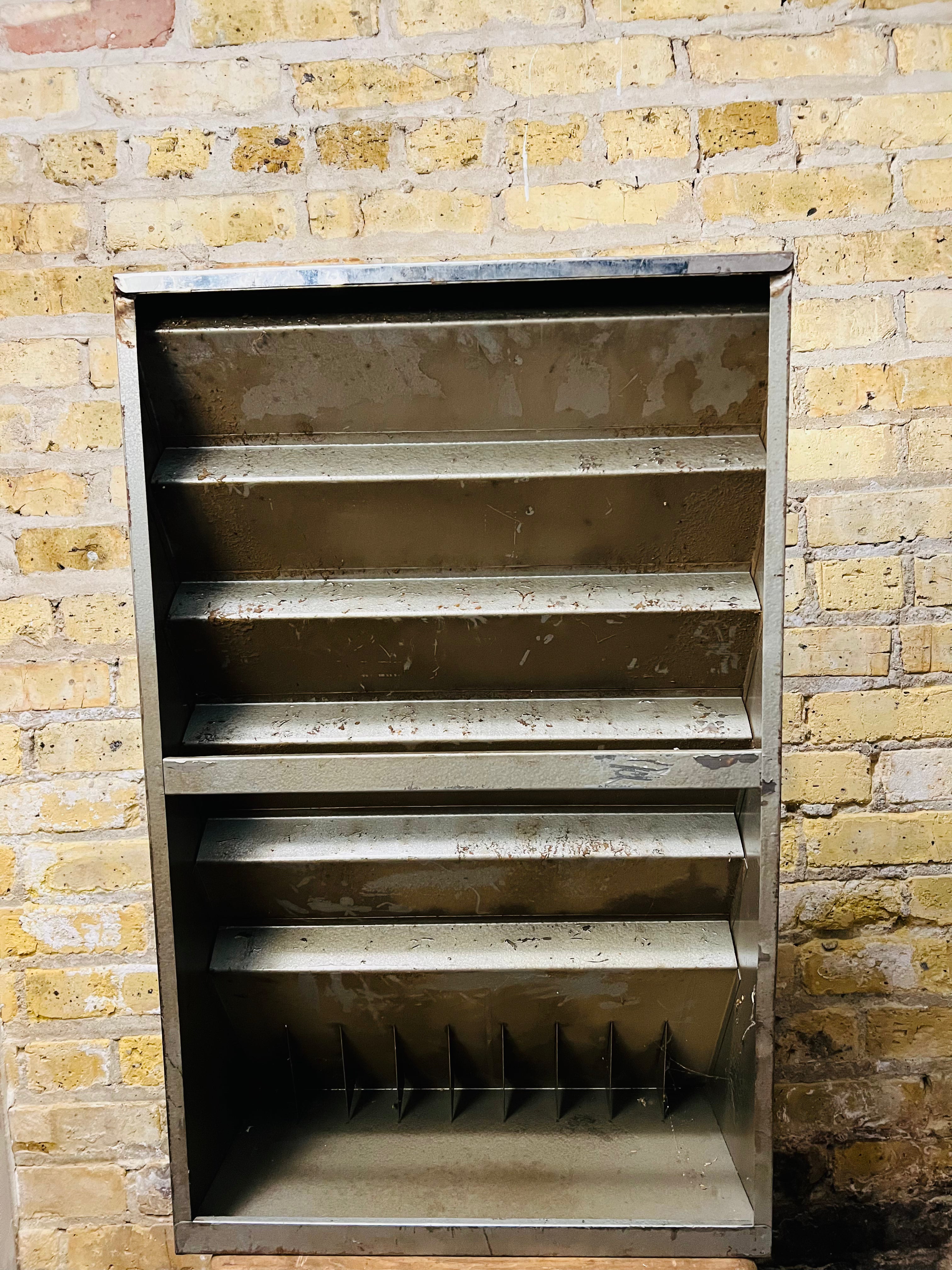 Industrial product storage rack