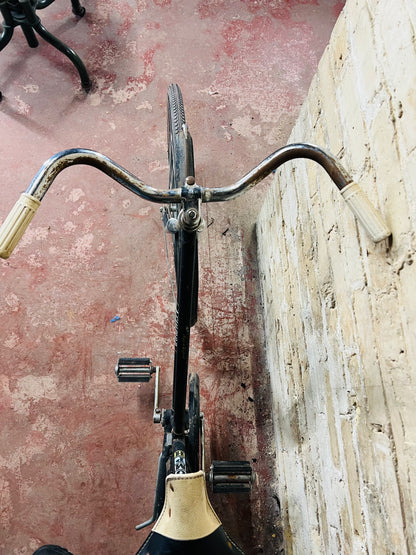 Vintage triumph, bicycle