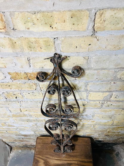 Yard and wall art vintage steel French Iron Scroll.