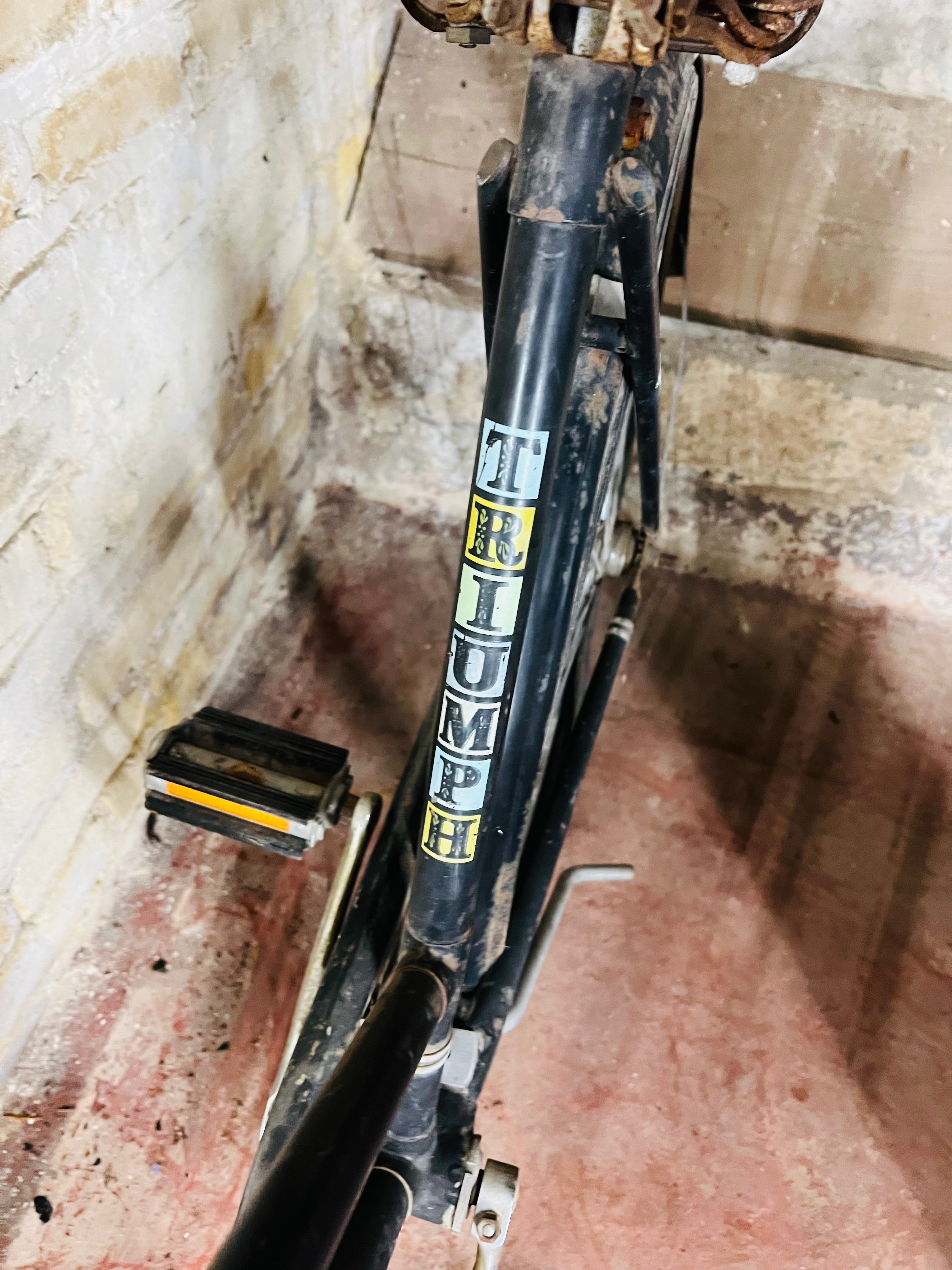 Vintage triumph, bicycle