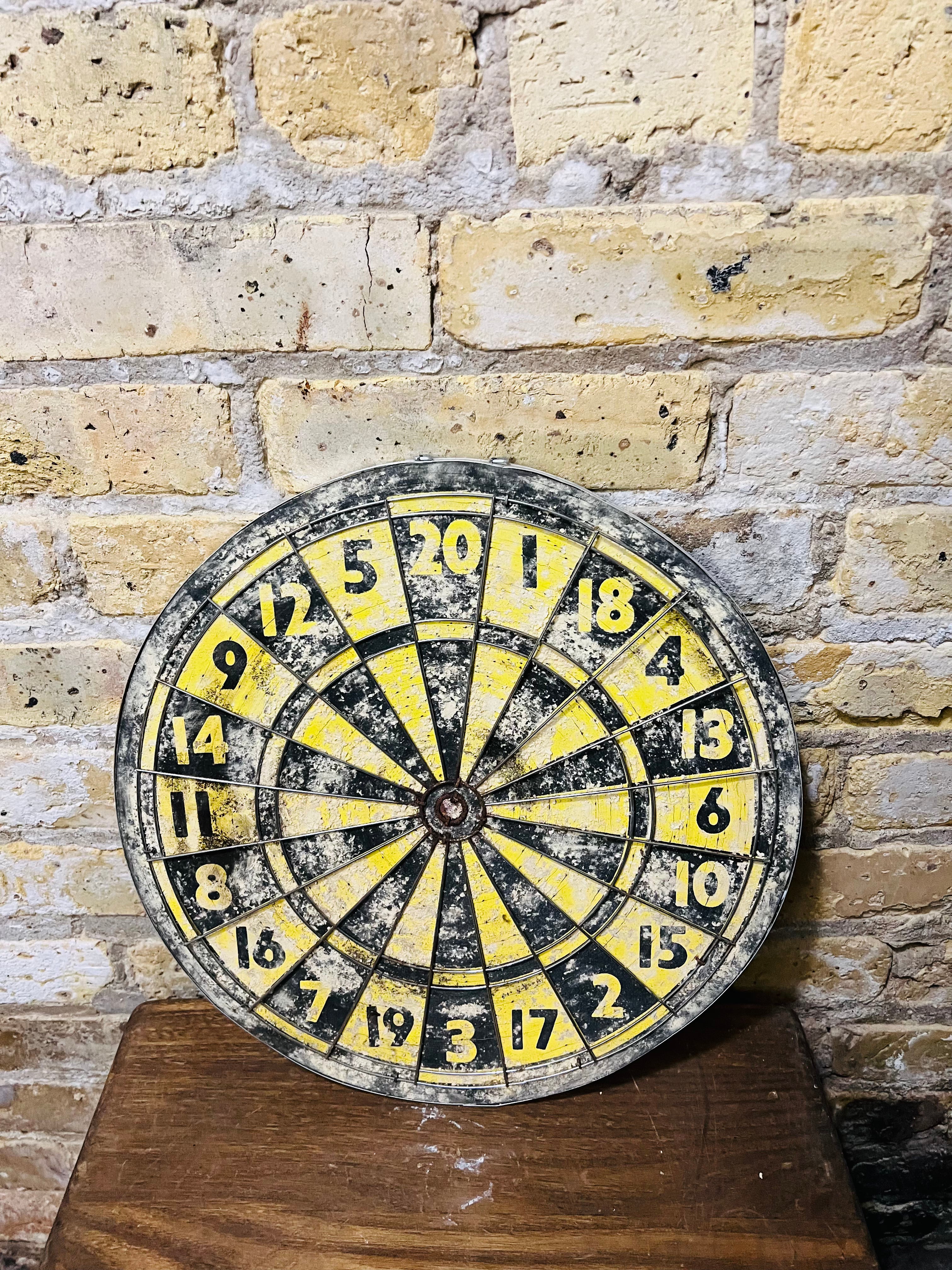 Double sided vintage target and dartboard.