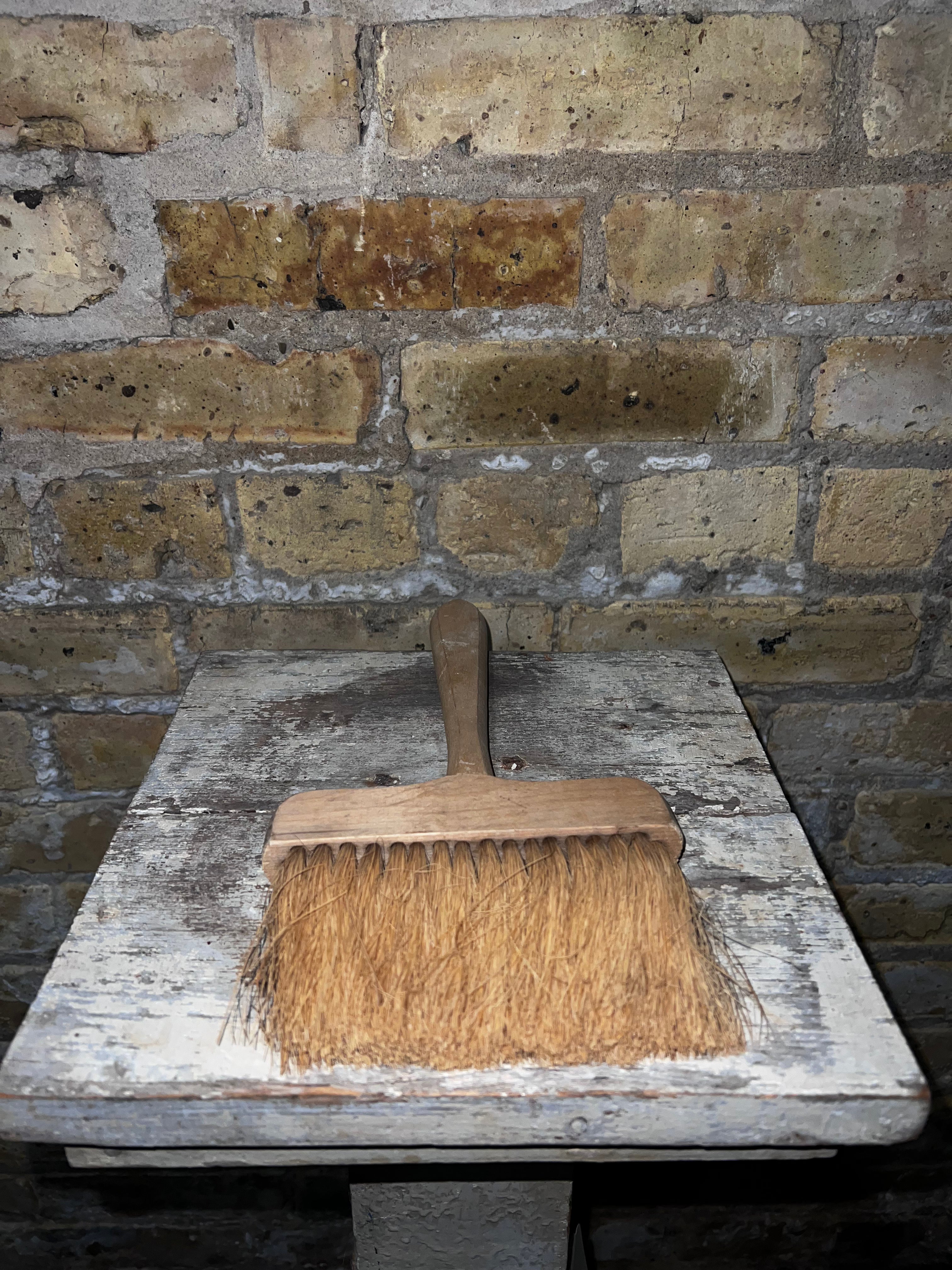 Wall Paper Brush