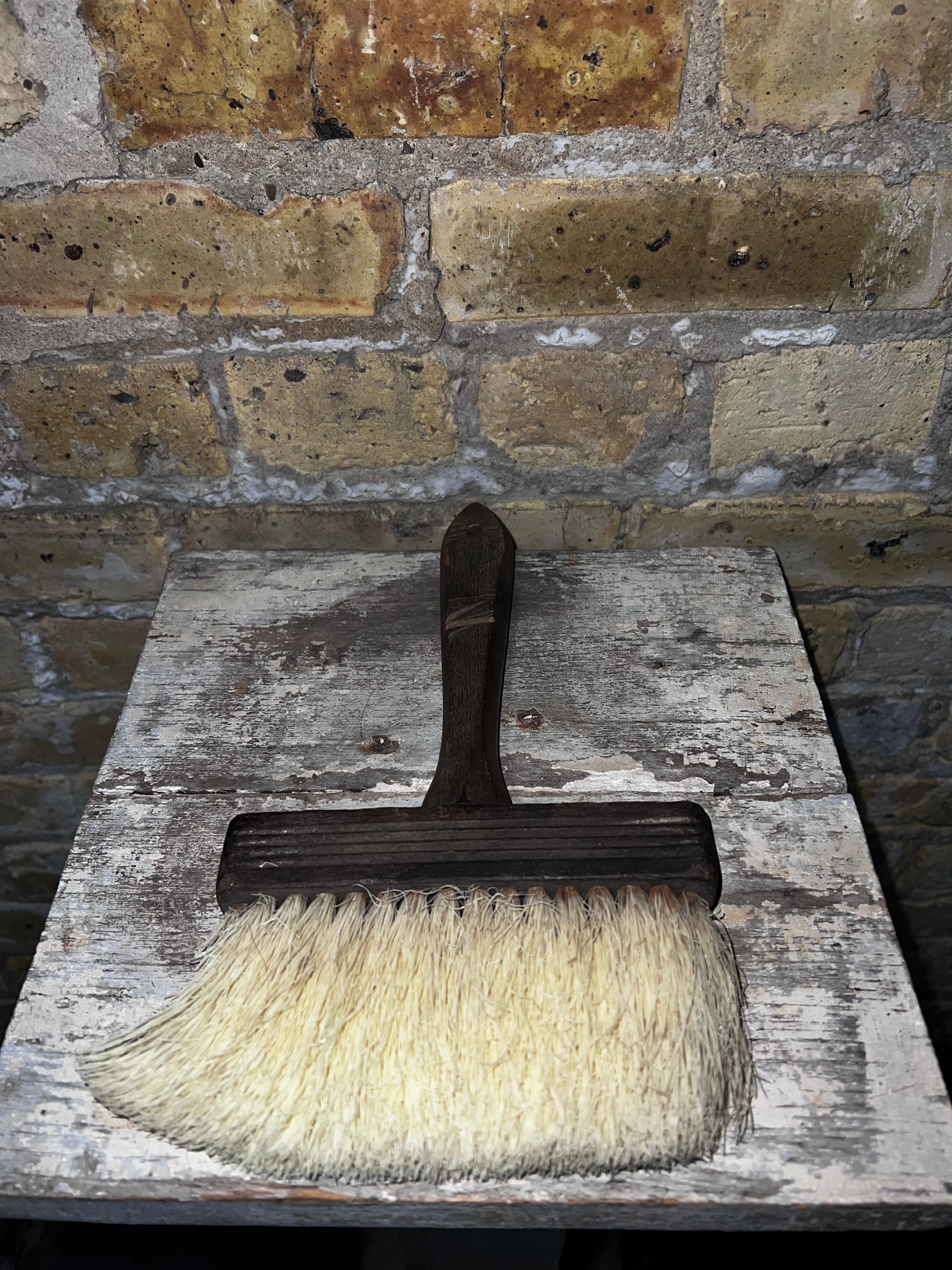 Wall Paper Brush