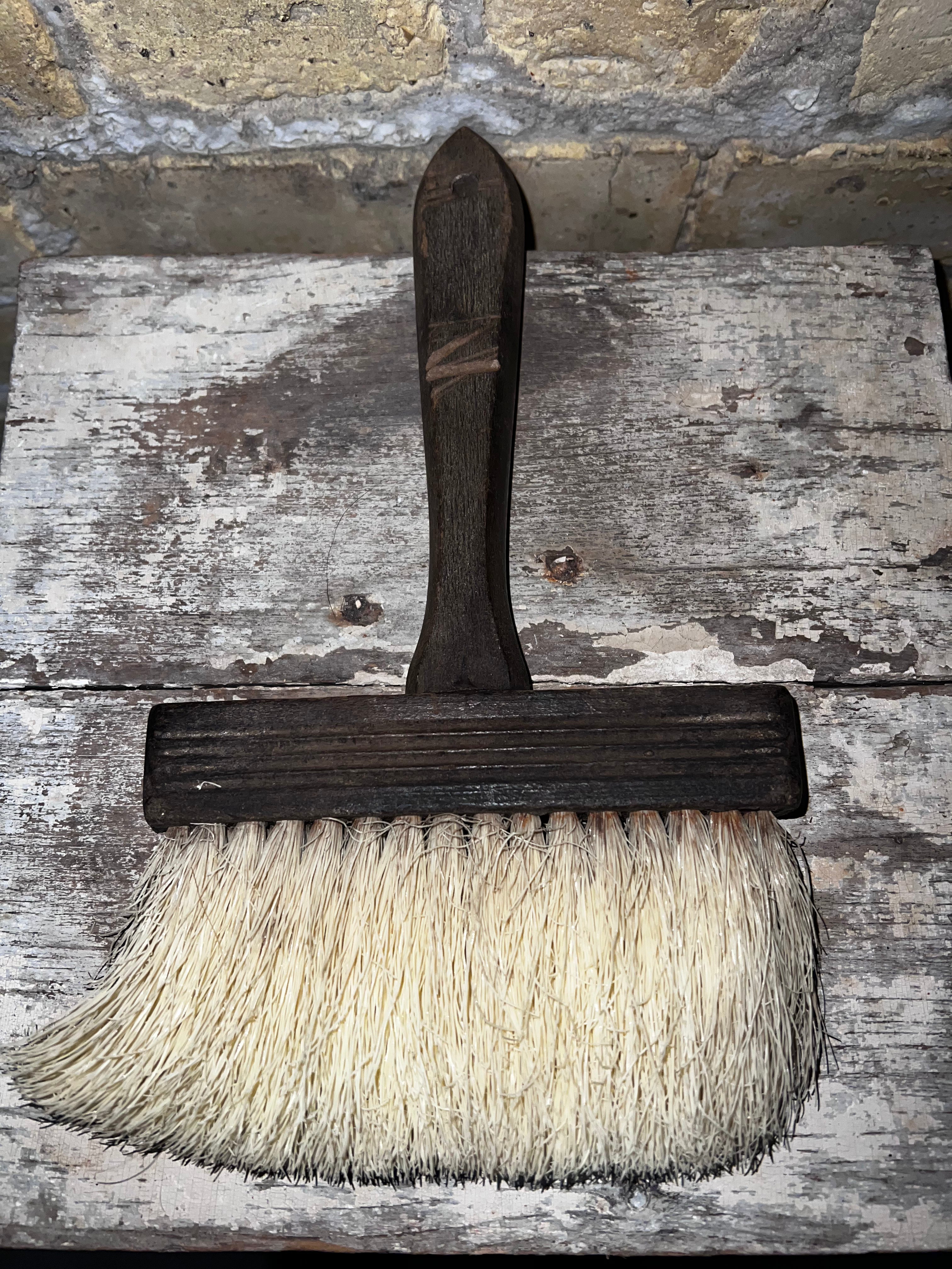Wall Paper Brush