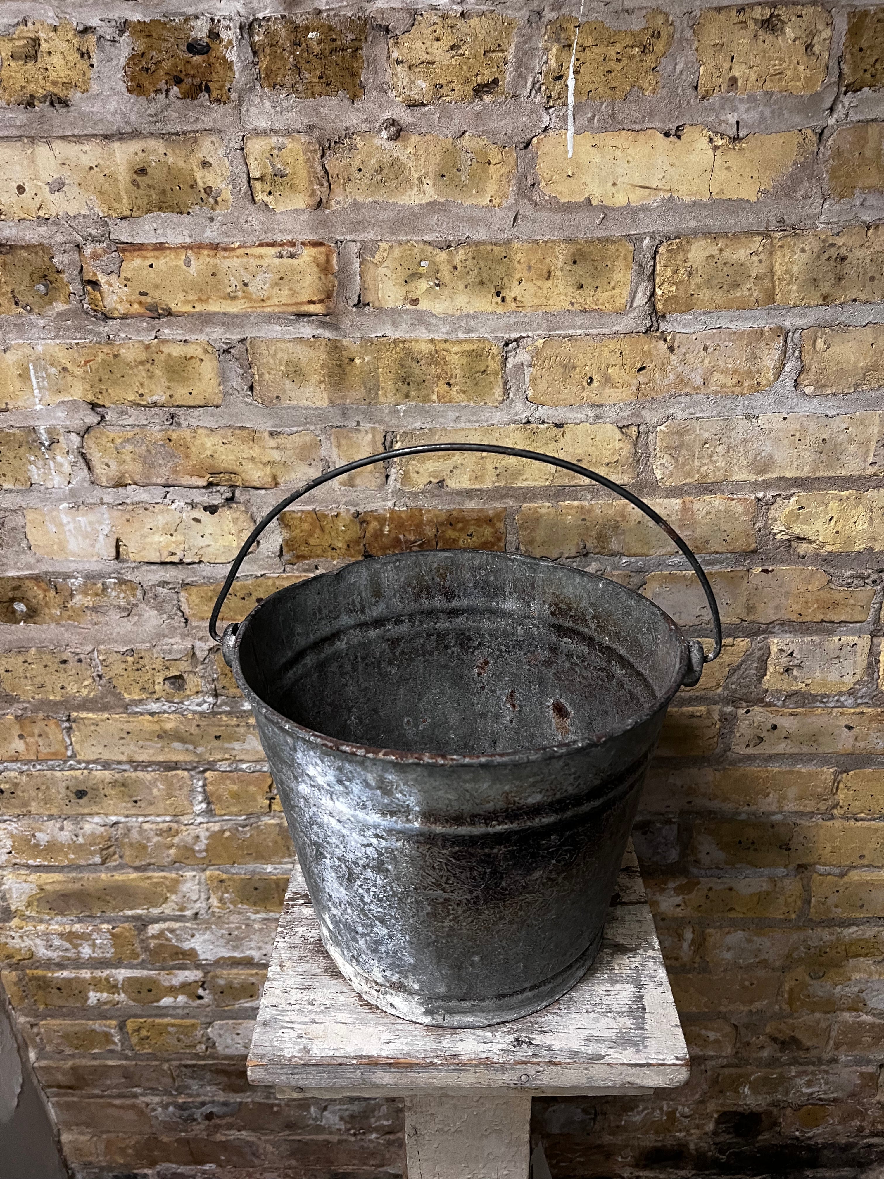 Farmers Bucket